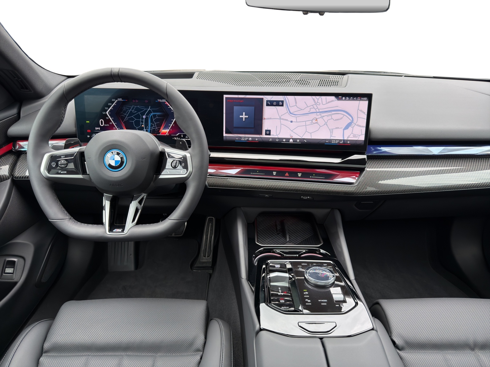 BMW 550e xDrive Touring M Sport Pro Steptronic-image-11