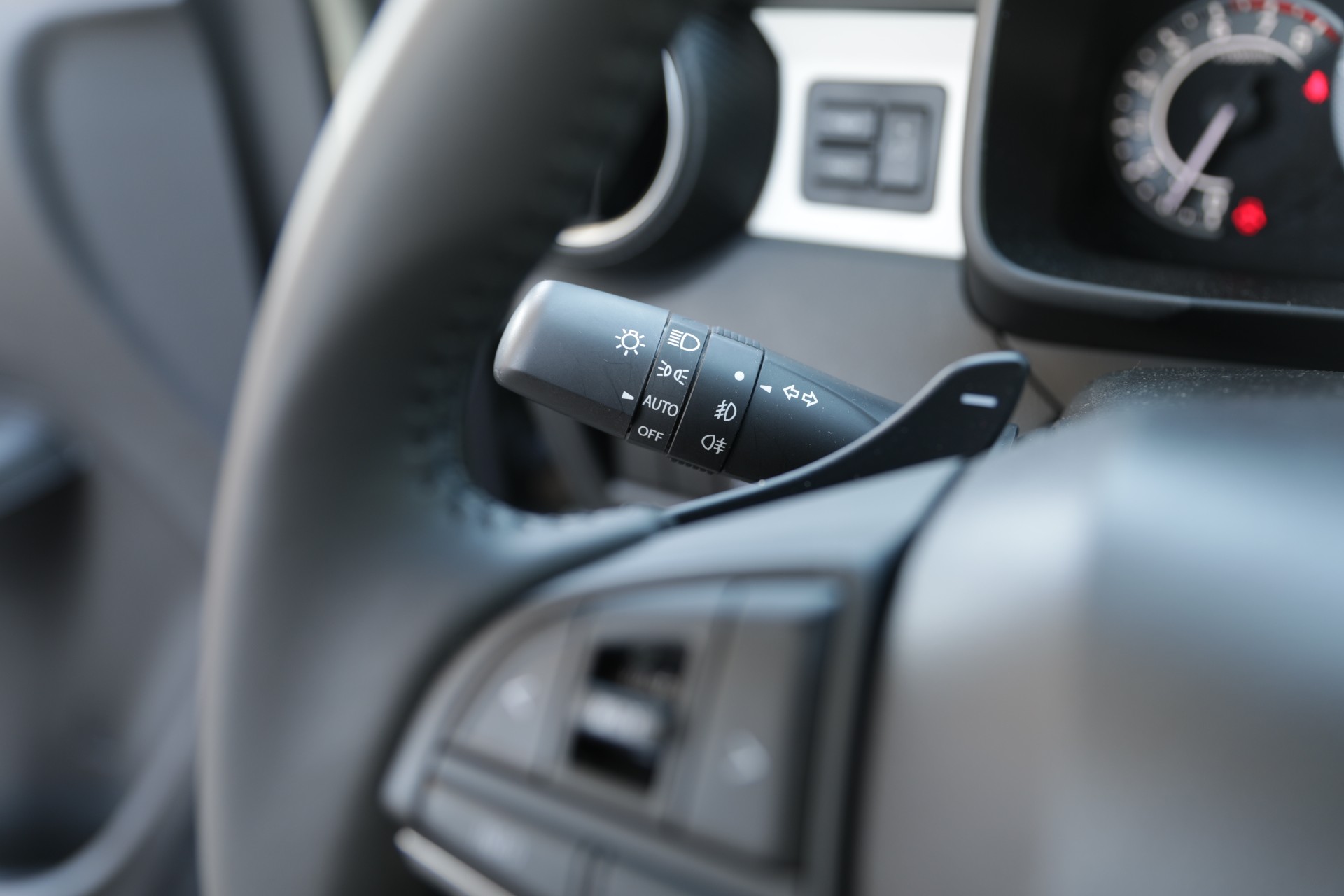 SUZUKI Ignis 1.2i Compact Top Hybrid CVT-image-15