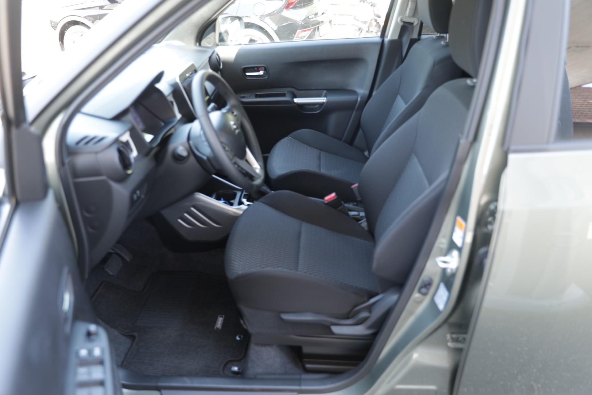 SUZUKI Ignis 1.2i Compact Top Hybrid CVT-image-5