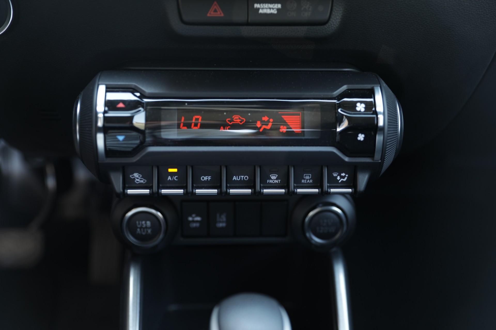 SUZUKI Ignis 1.2i Compact Top Hybrid CVT-image-10