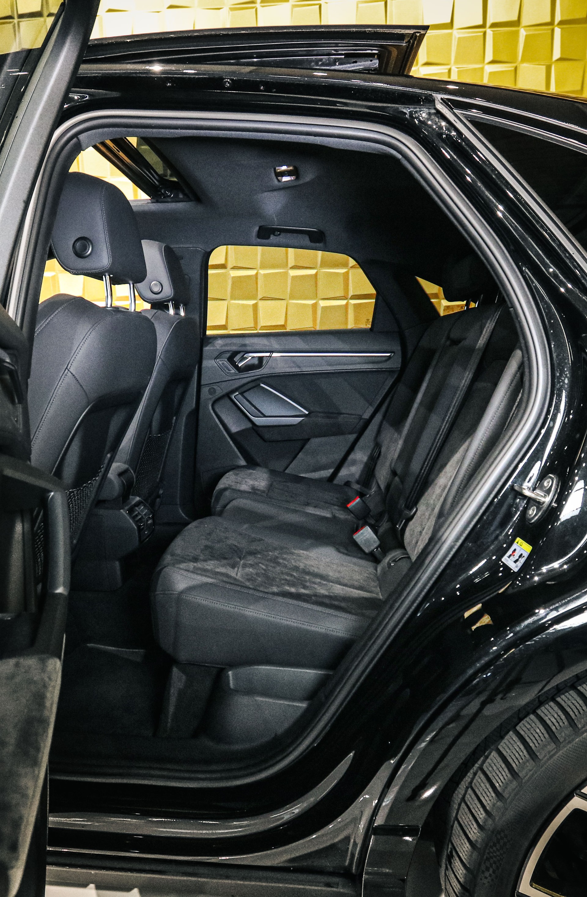 AUDI RS Q3 Sportback quattro S tronic-image-11
