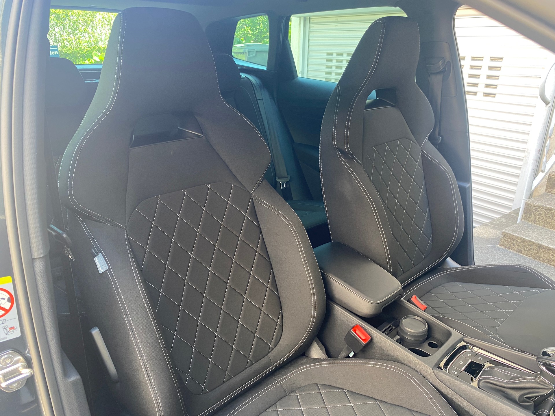 SKODA Karoq 1.5 TSI ACT SportLine DSG-image-25