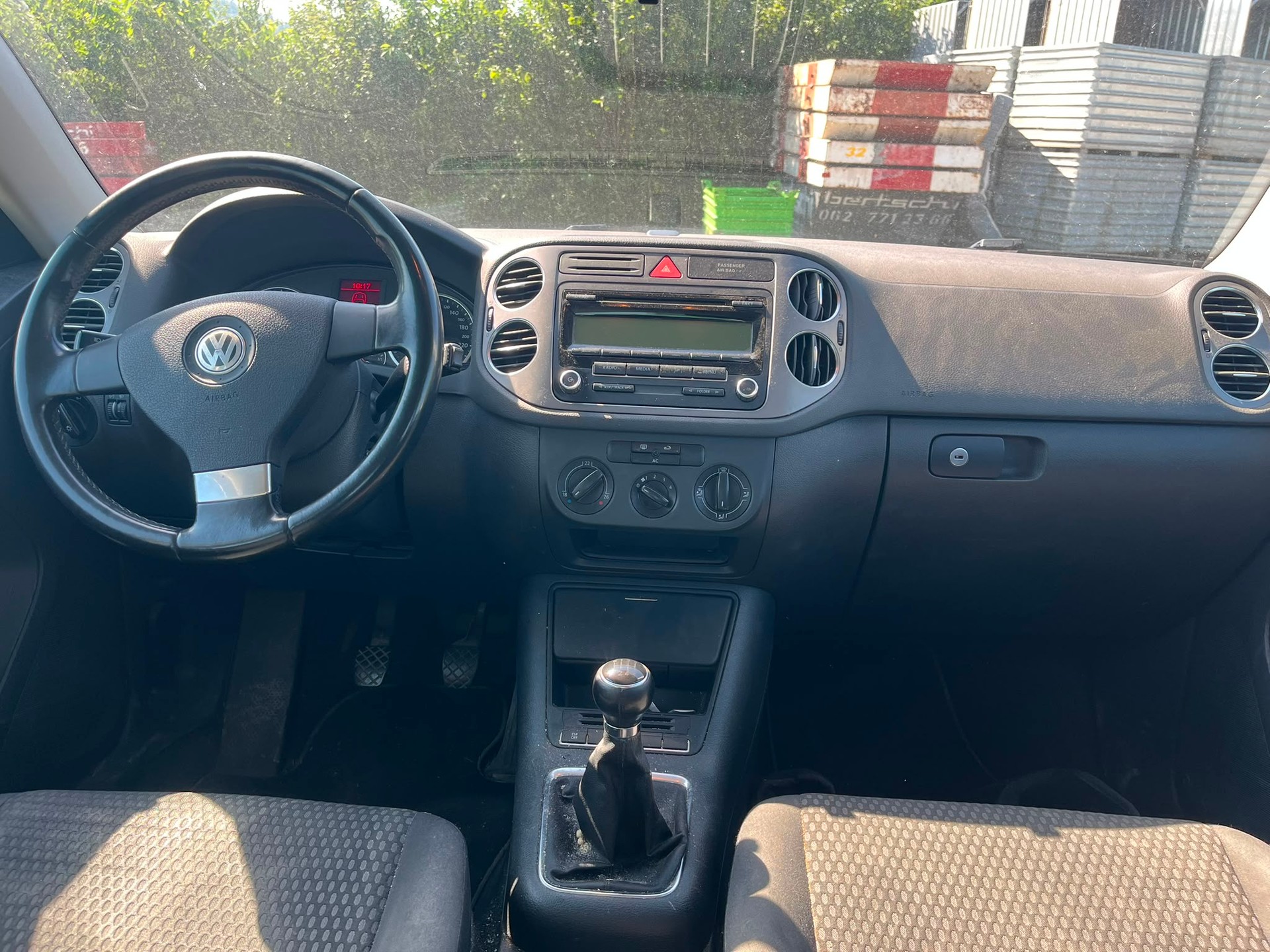 VW Tiguan 1.4 TSI Sport&Style-image-4