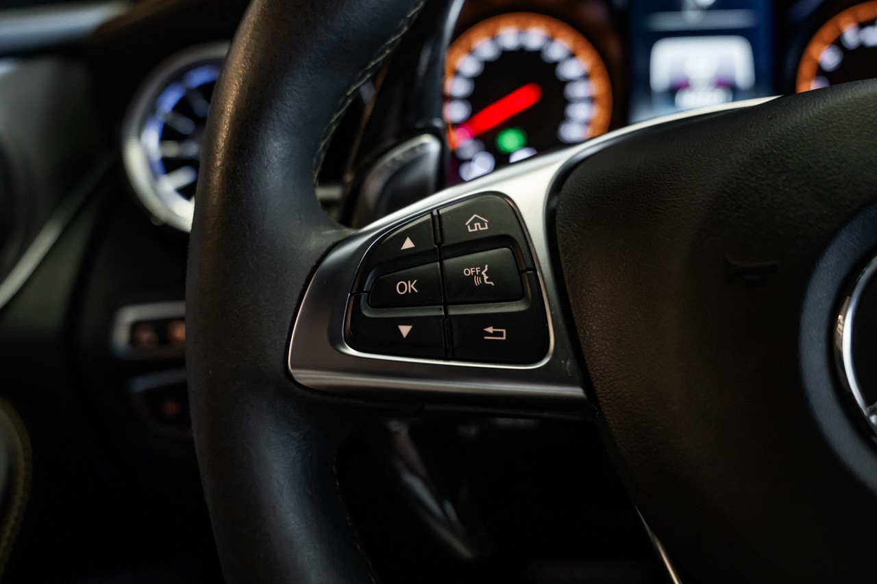 MERCEDES-BENZ GLC Coupé 63 S AMG Edition 1 4Matic+ 9G-Tronic-image-30