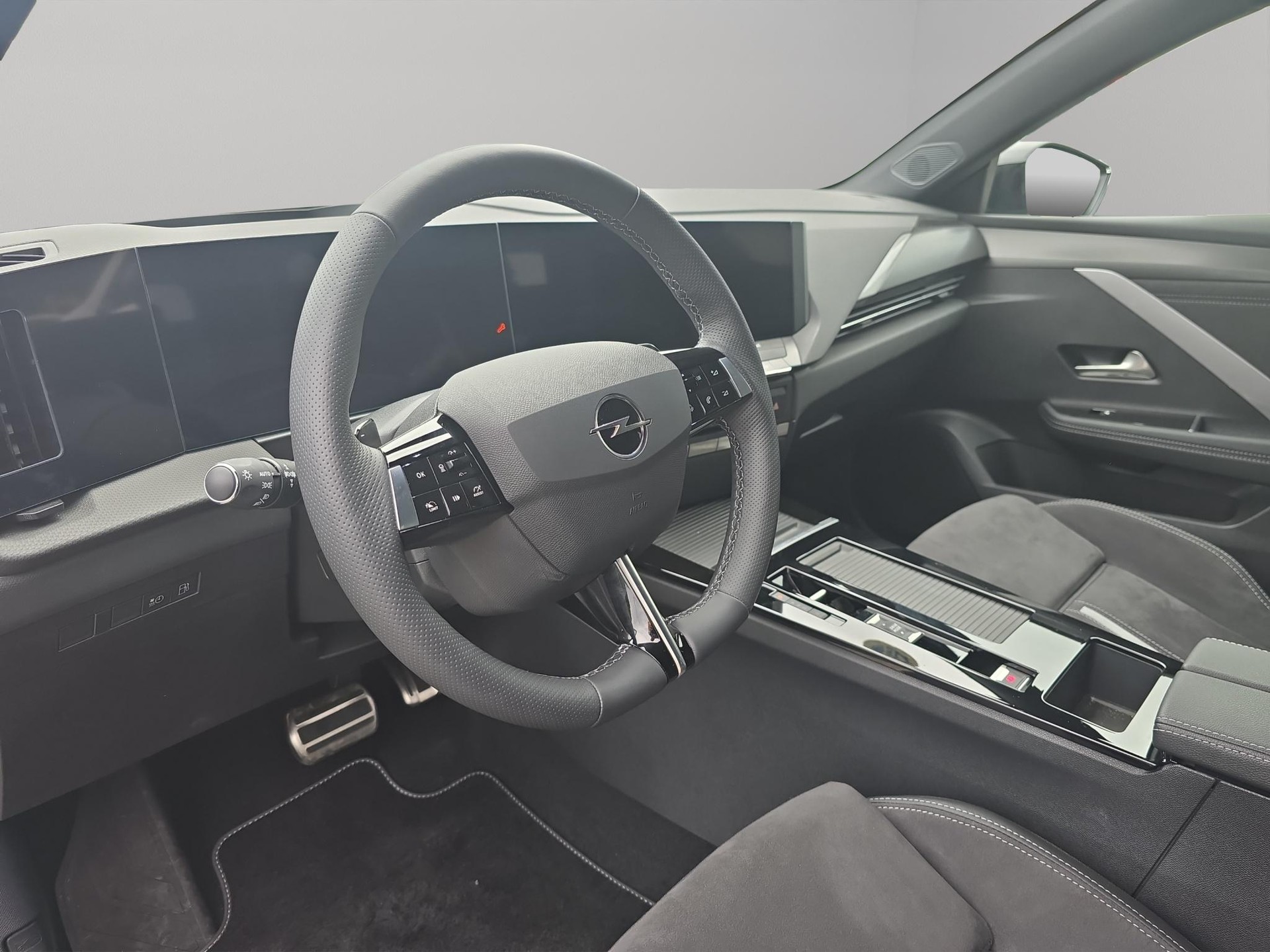 OPEL Astra Sports Tourer 1.6 T PHEV 225 GSe-image-4