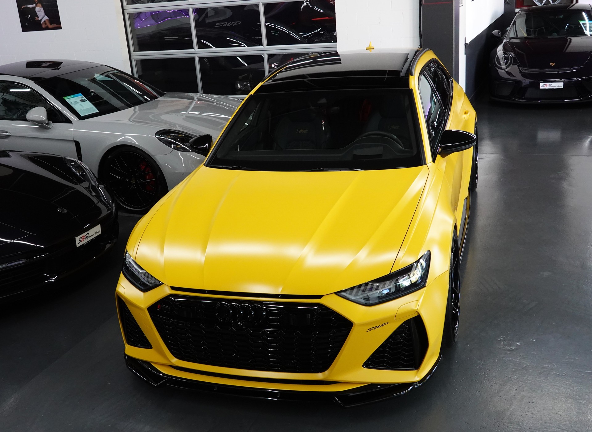AUDI RS6 AVANT 4.0 TFSI V8 QUATTRO VEGAS MATT. EXCLUSIVE AKRAPOVIC ON TOP-image-3