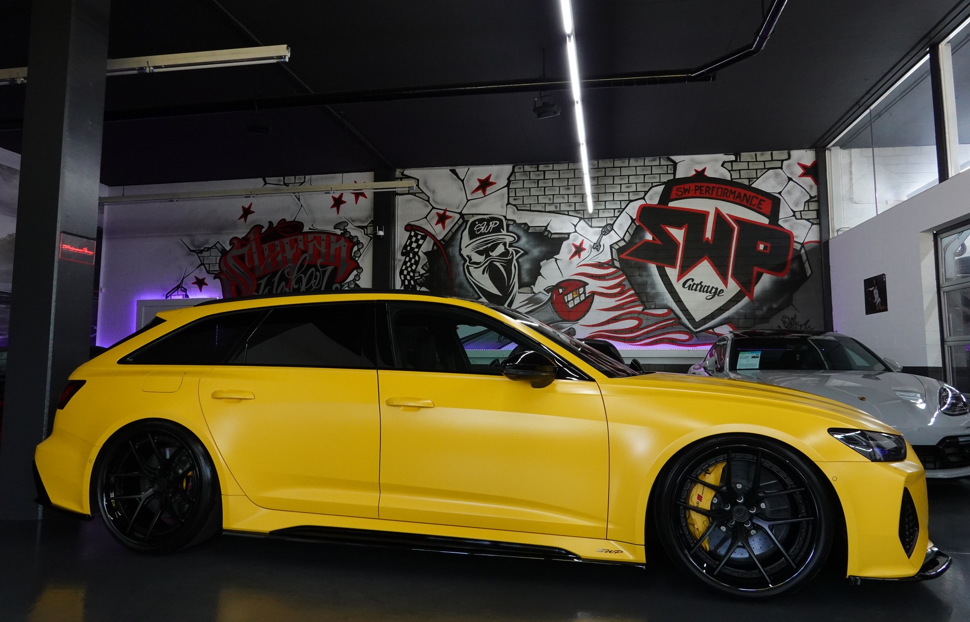 AUDI RS6 AVANT 4.0 TFSI V8 QUATTRO VEGAS MATT. EXCLUSIVE AKRAPOVIC ON TOP-image-20