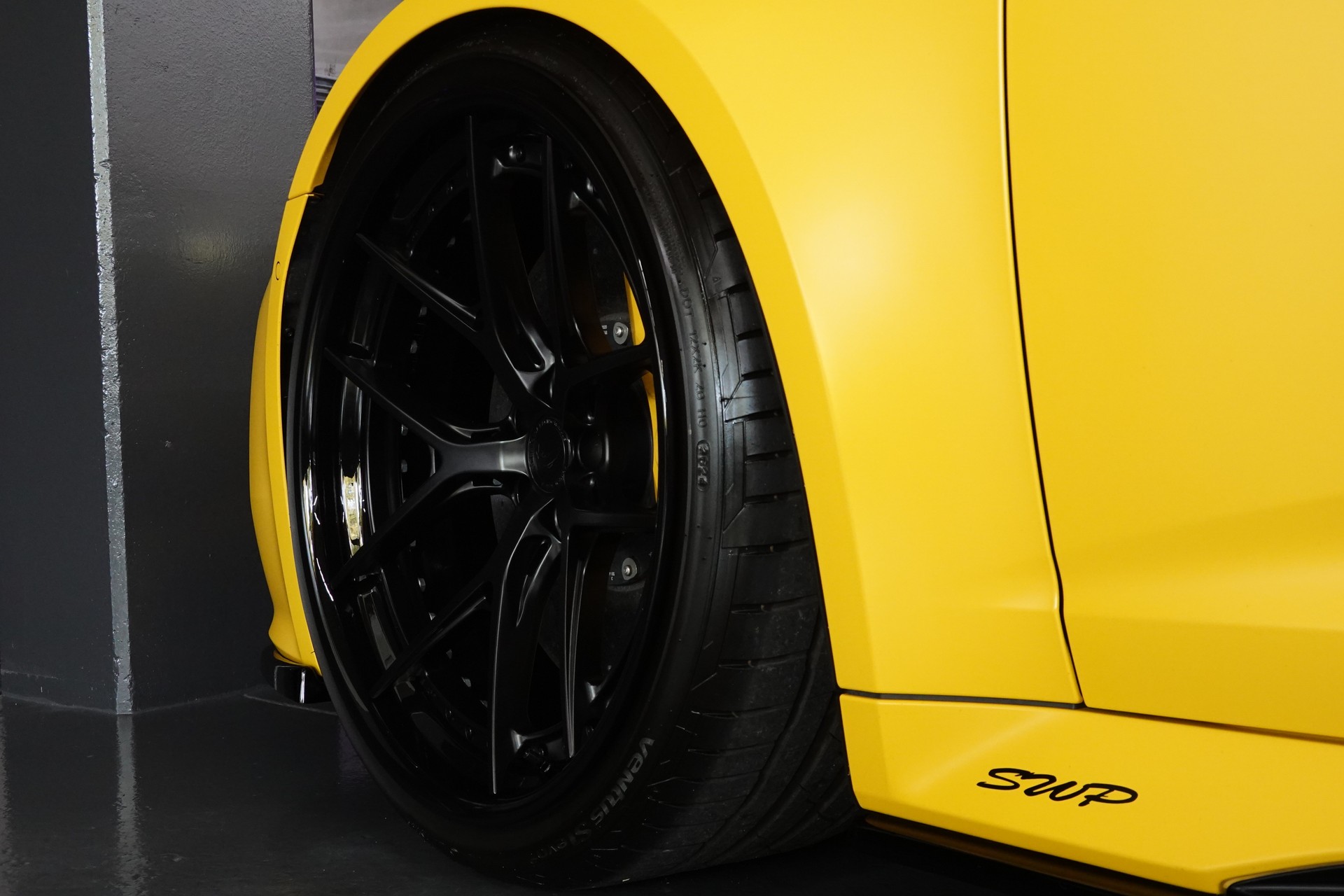 AUDI RS6 AVANT 4.0 TFSI V8 QUATTRO VEGAS MATT. EXCLUSIVE AKRAPOVIC ON TOP-image-8