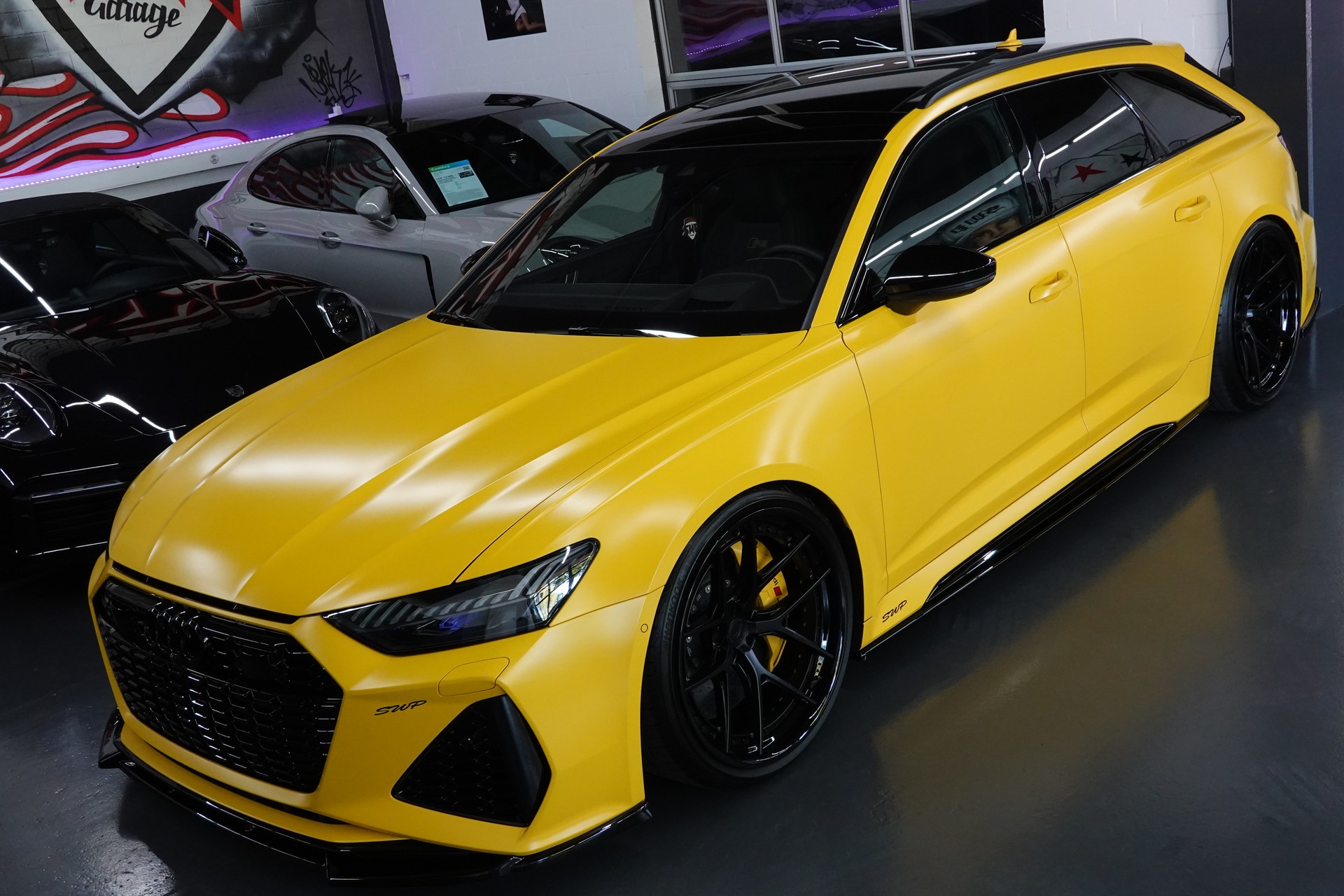 AUDI RS6 AVANT 4.0 TFSI V8 QUATTRO VEGAS MATT. EXCLUSIVE AKRAPOVIC ON TOP-image-5