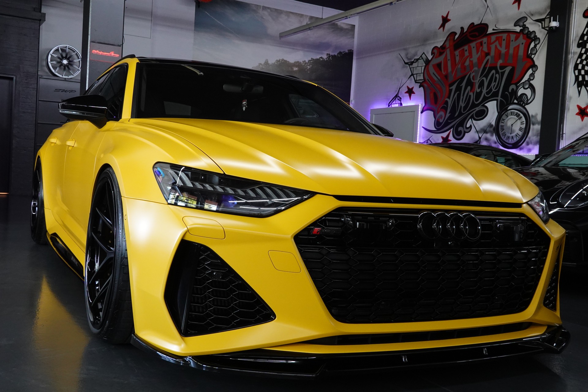 AUDI RS6 AVANT 4.0 TFSI V8 QUATTRO VEGAS MATT. EXCLUSIVE AKRAPOVIC ON TOP-image-22