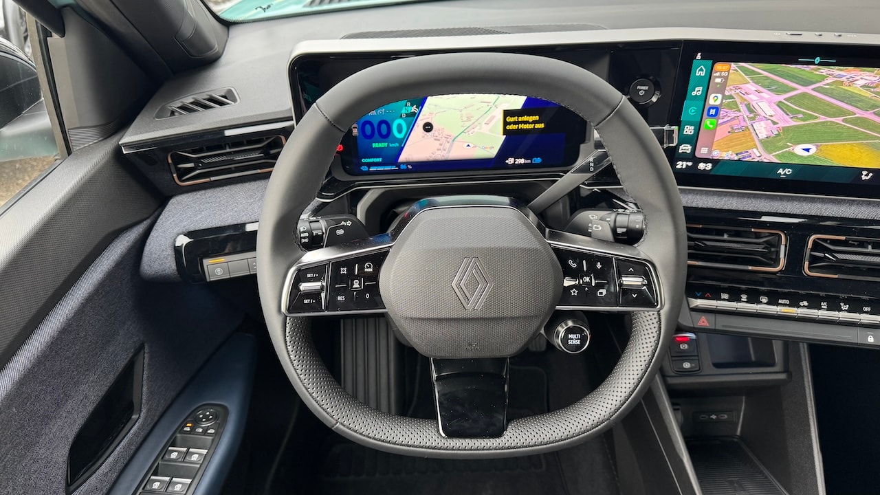 RENAULT R4 E-Tech Comfort Range 52 kWh Techno-image-19