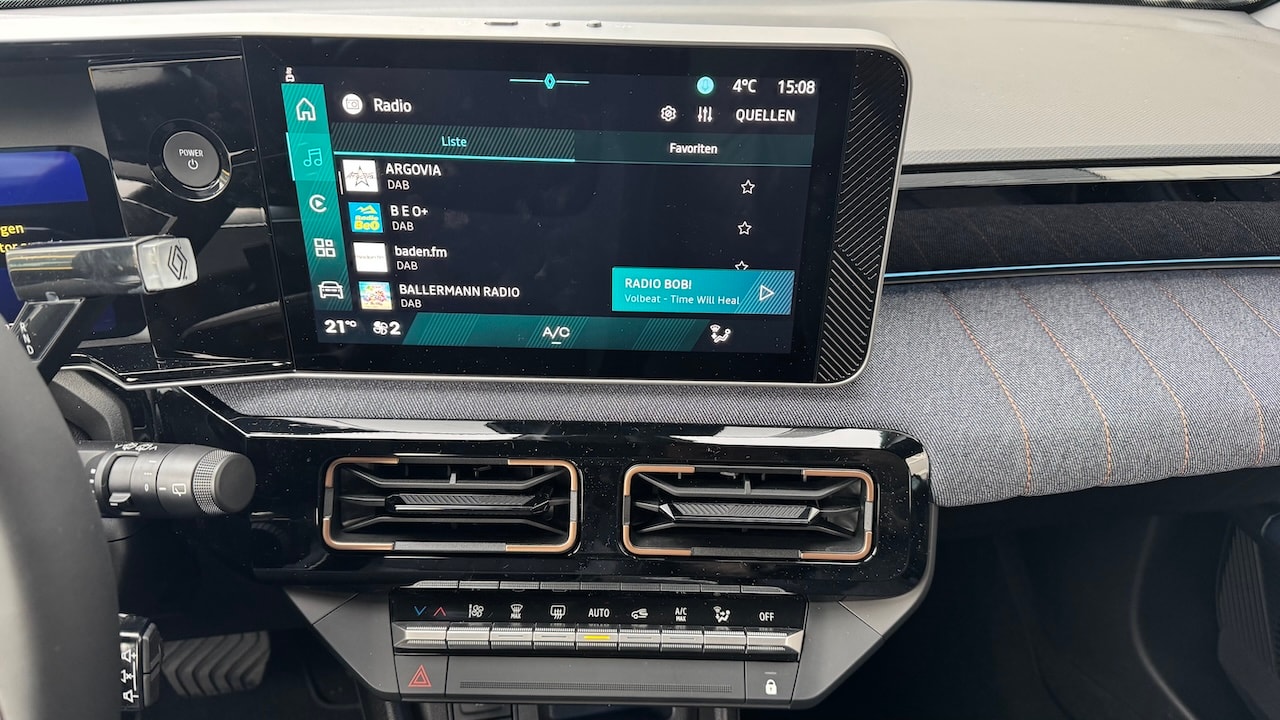 RENAULT R4 E-Tech Comfort Range 52 kWh Techno-image-24