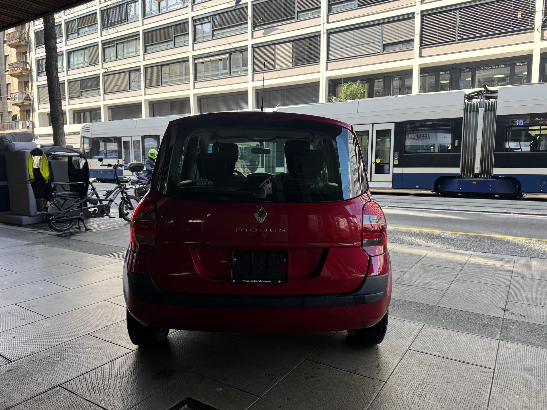 RENAULT Modus 1.2 16V Authentique-image-8