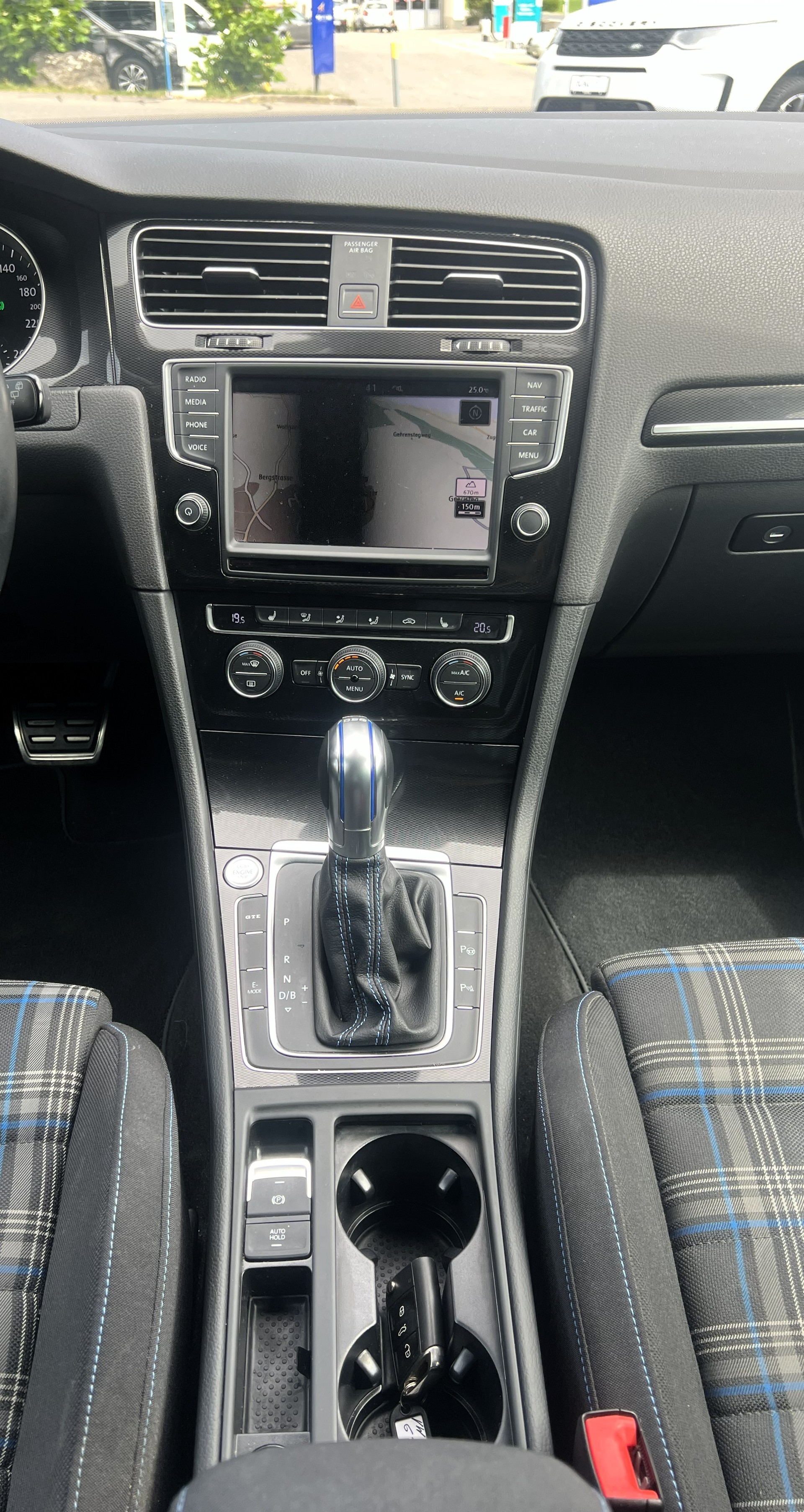 VW Golf 1.4 TSI GTE DSG-image-19