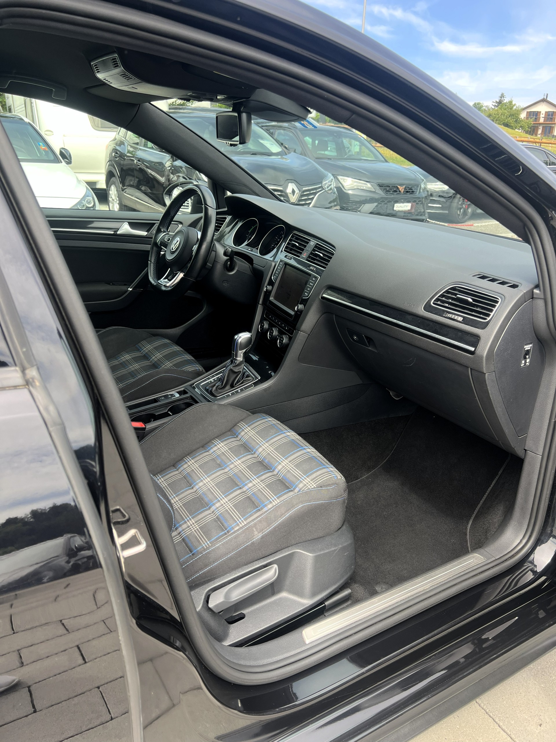 VW Golf 1.4 TSI GTE DSG-image-13