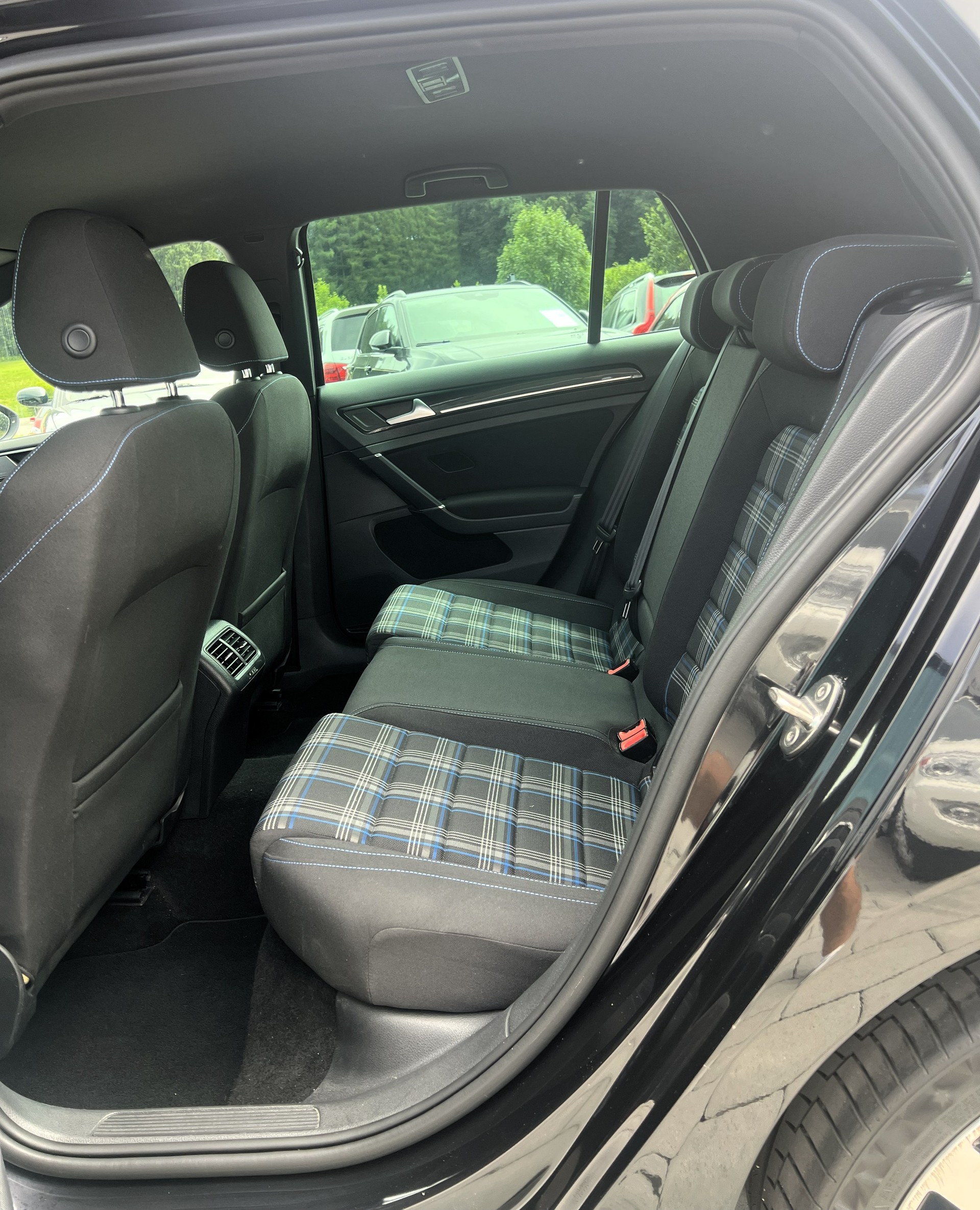 VW Golf 1.4 TSI GTE DSG-image-12