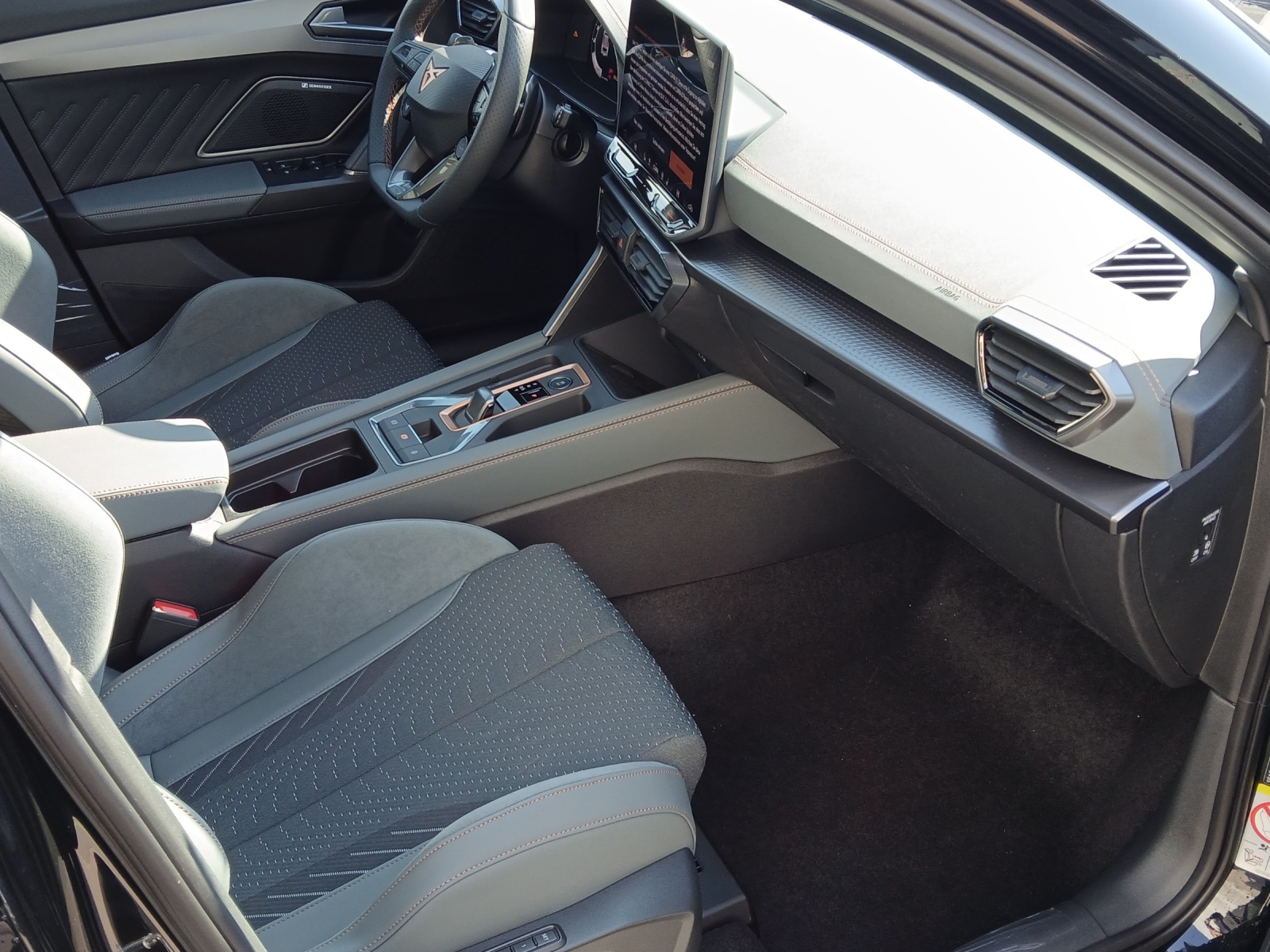 CUPRA Formentor 2.5TSI VZ5 4Drive DSG-image-13