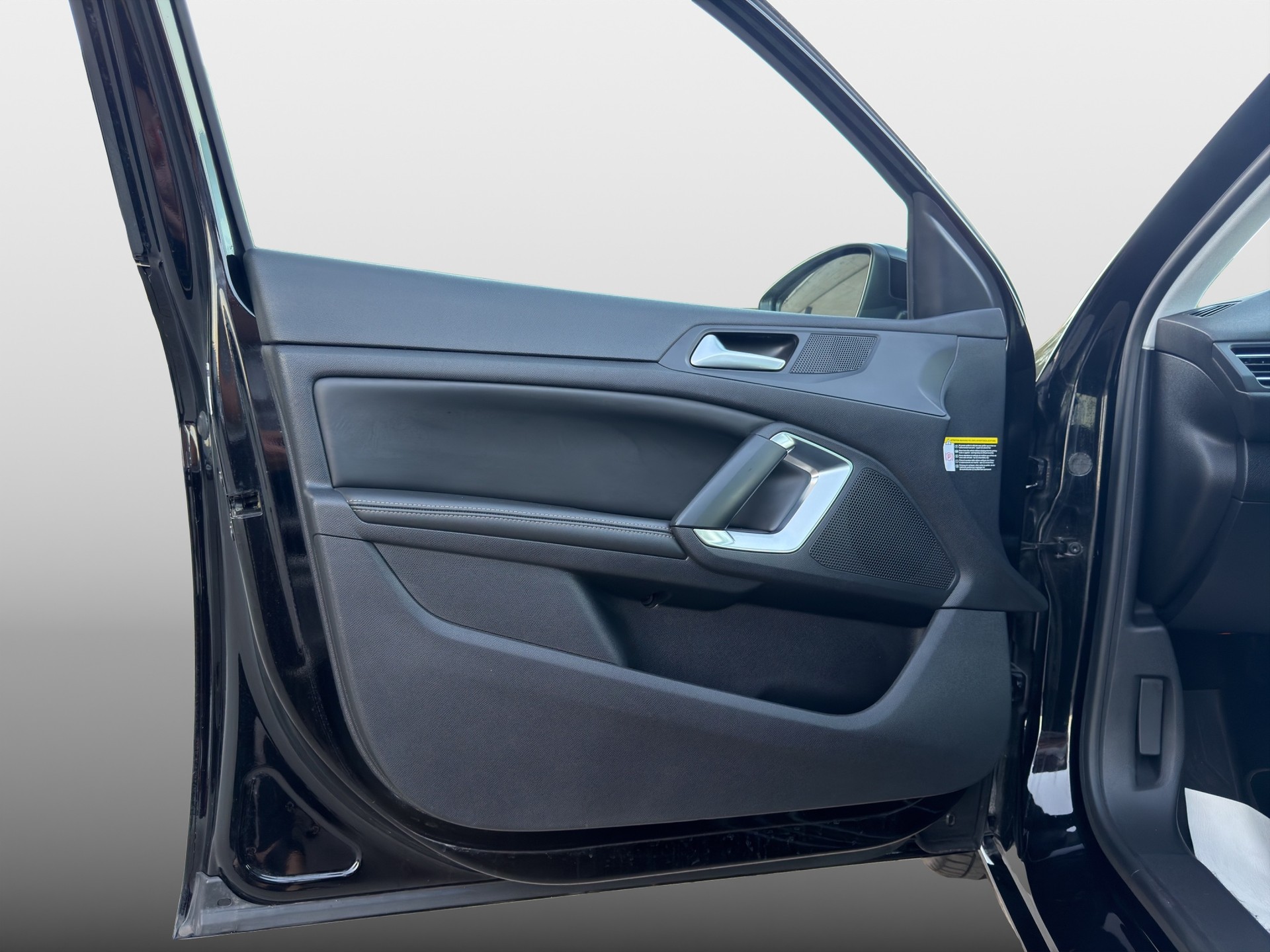 PEUGEOT 308 1.2 THP Féline Automatic-image-15