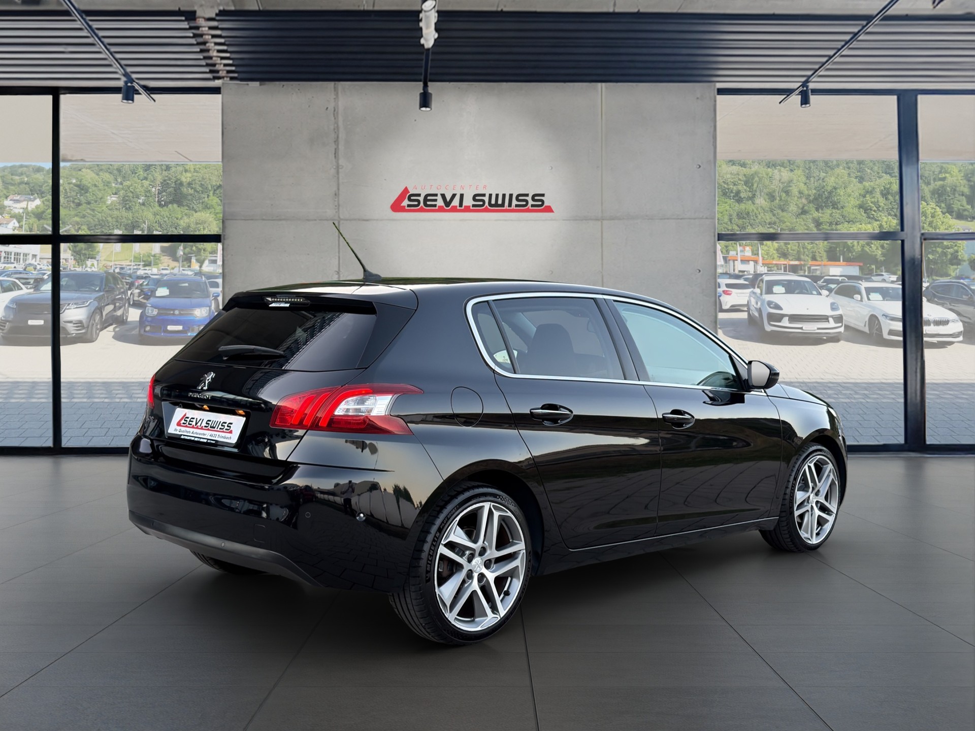 PEUGEOT 308 1.2 THP Féline Automatic-image-2