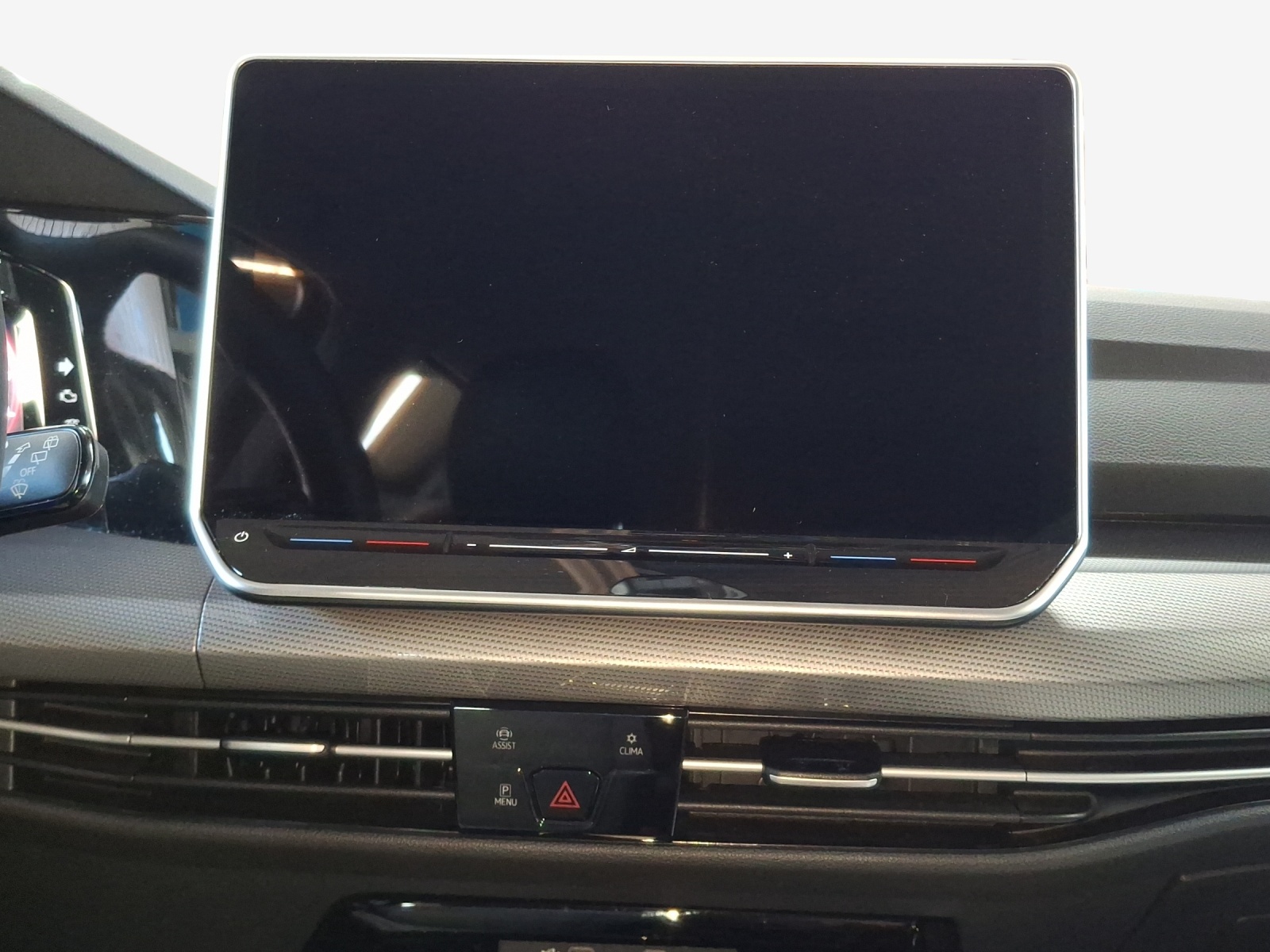 VW Golf 1.5 e TSI mHEV Style DSG-image-9