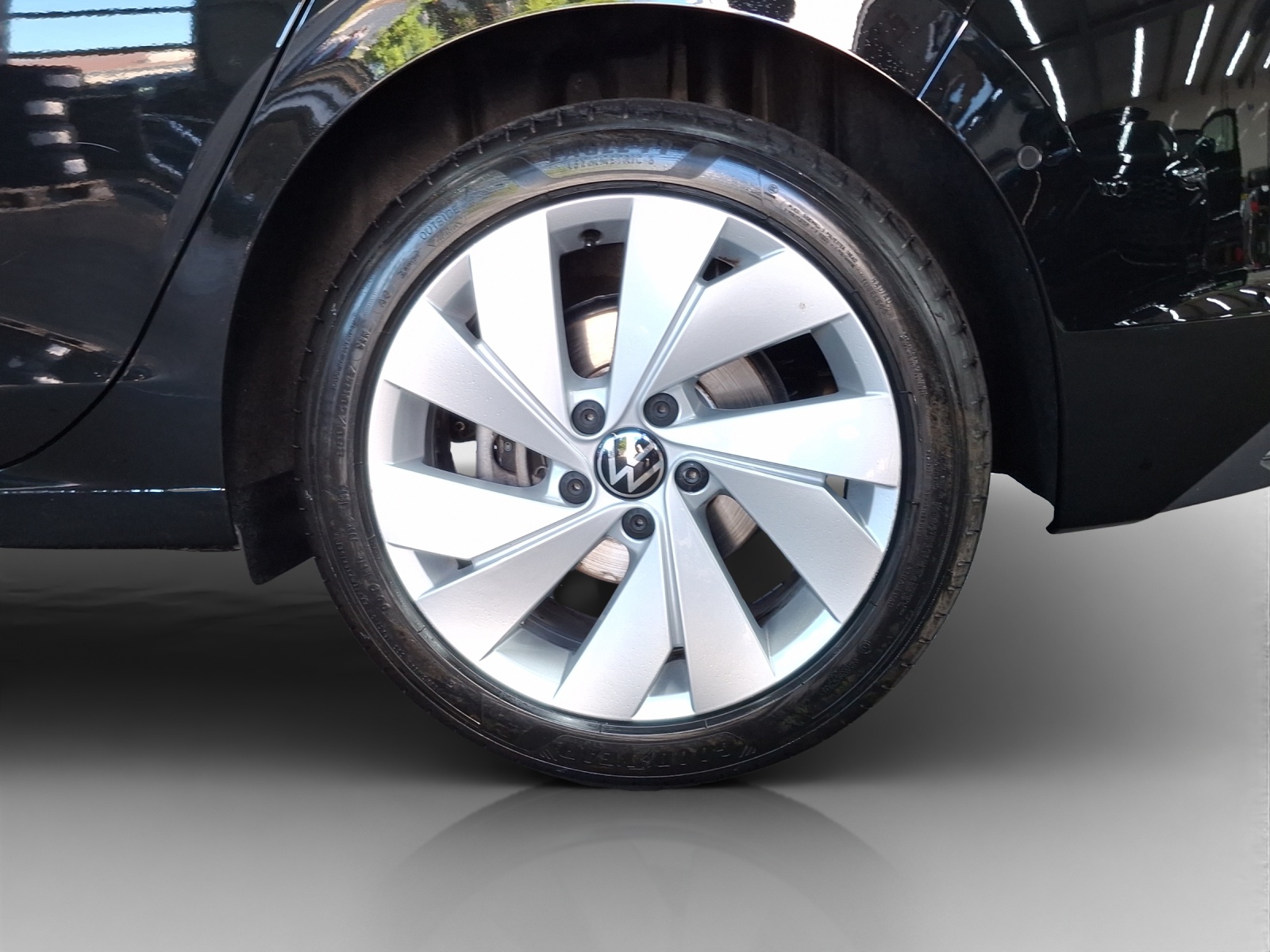 VW Golf 1.5 e TSI mHEV Style DSG-image-13