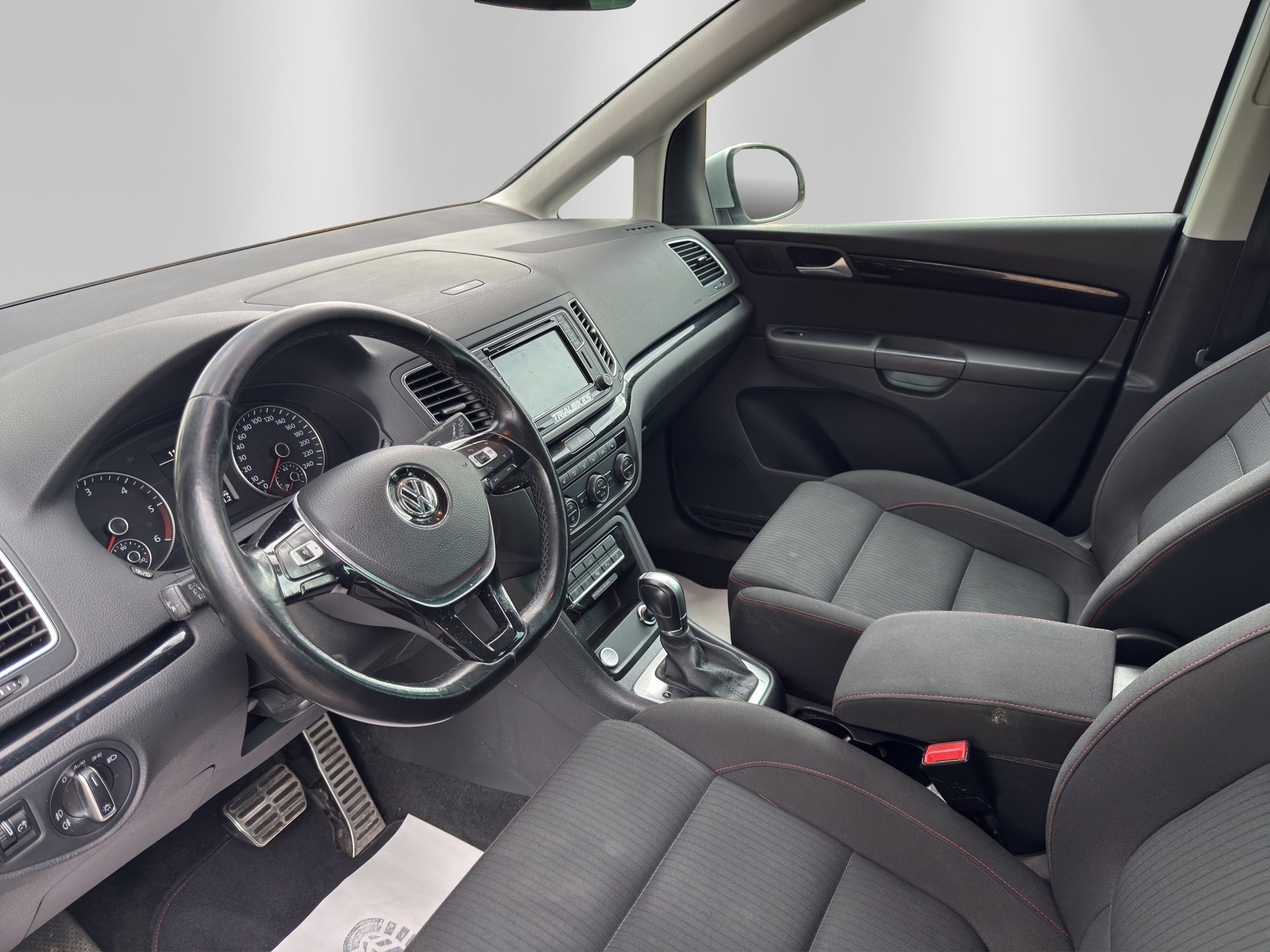 VW Sharan 2.0 TDI BMT Allstar DSG-image-7