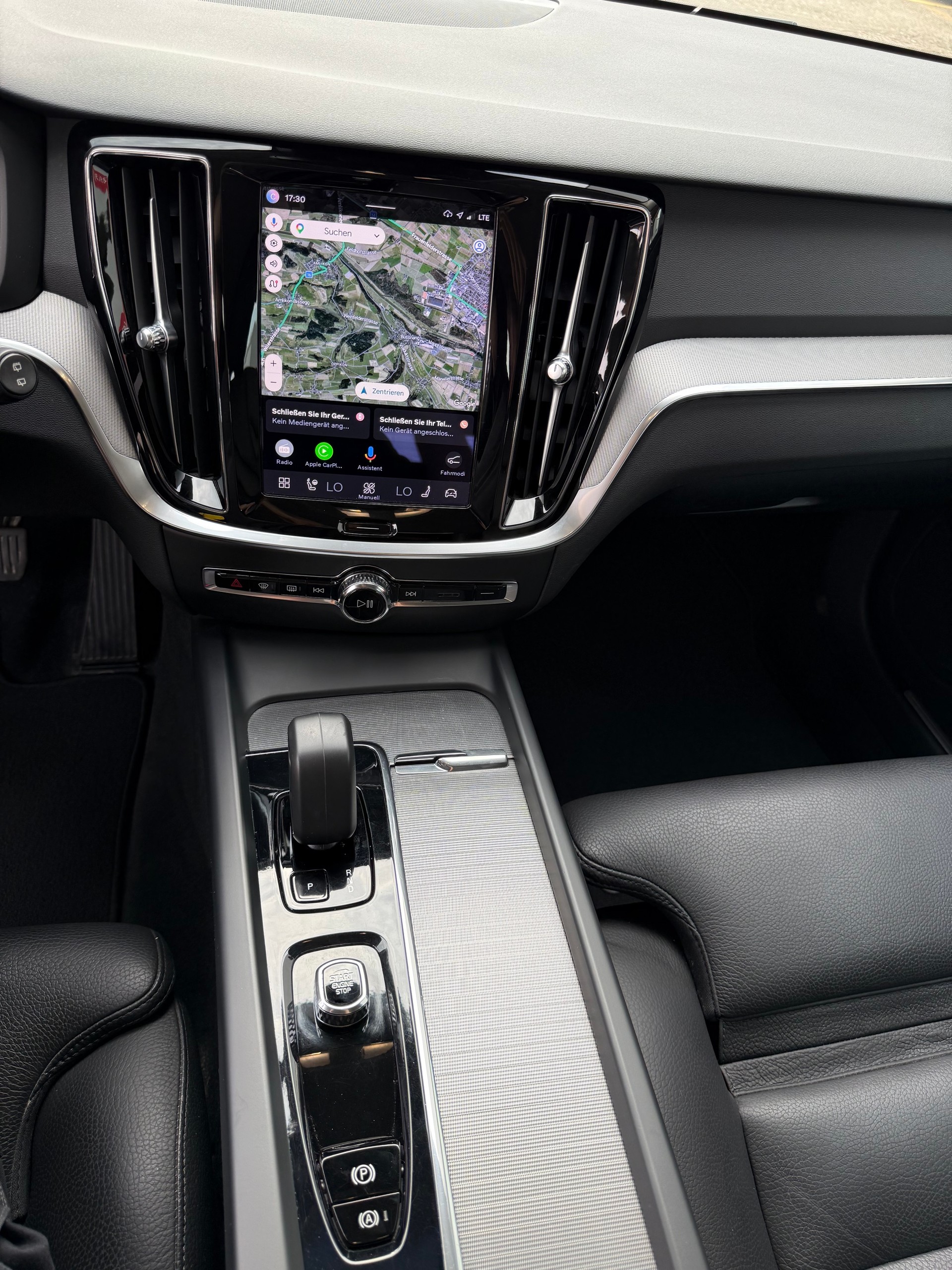 VOLVO V60 Cross Country B4 Mild Hybrid Plus AWD Geartronic-image-7