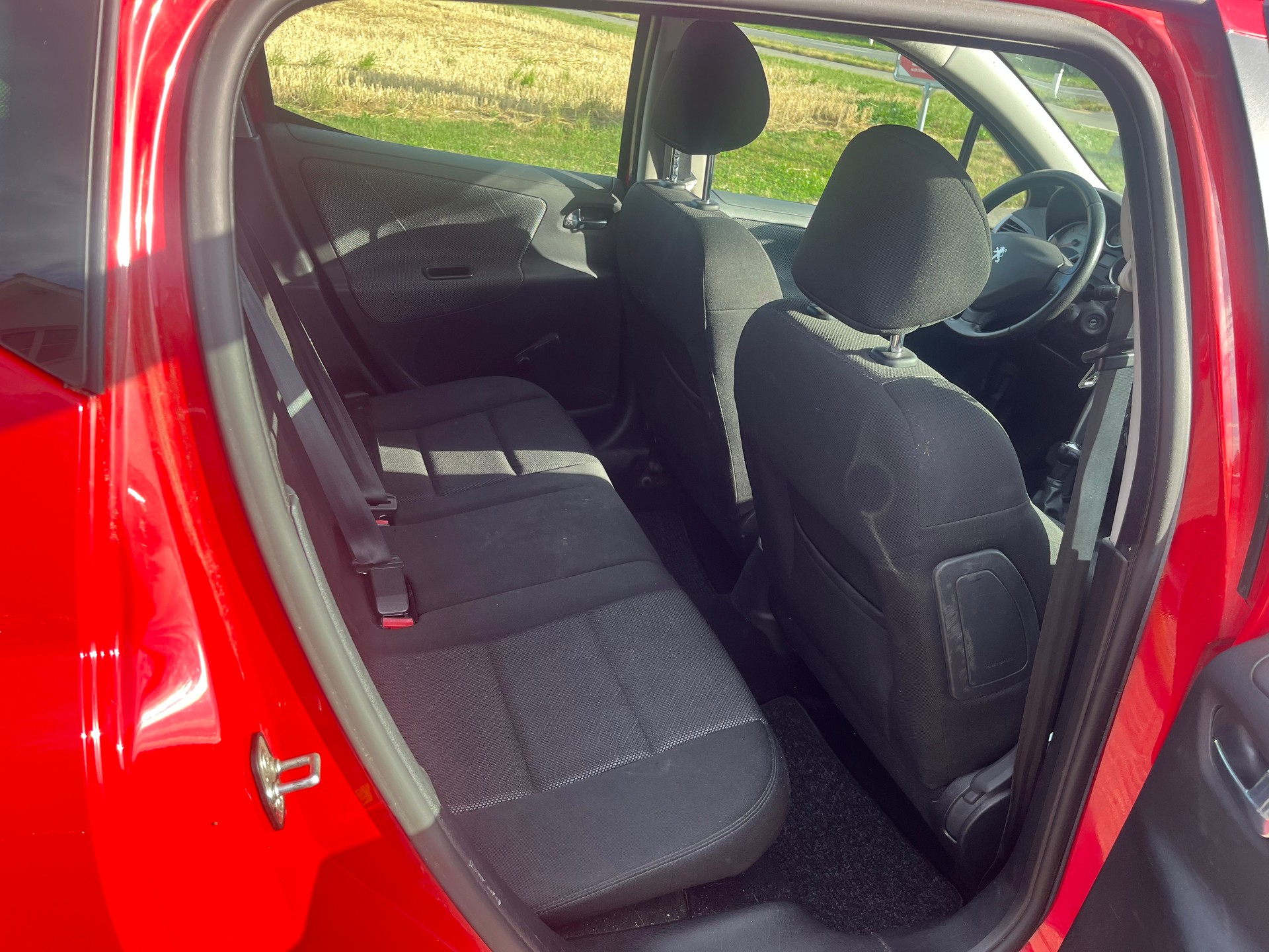 PEUGEOT 207 SW 1.6 16V Sport-image-6