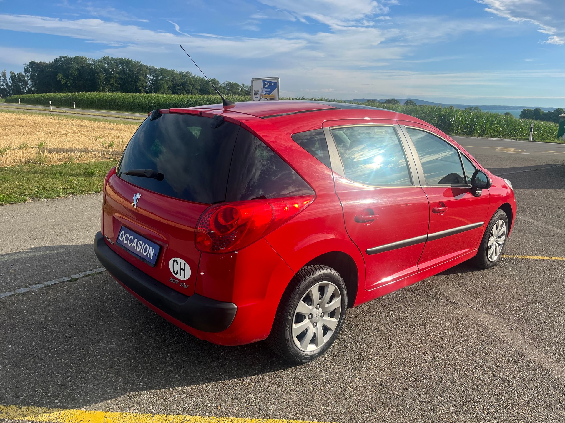 PEUGEOT 207 SW 1.6 16V Sport-image-5