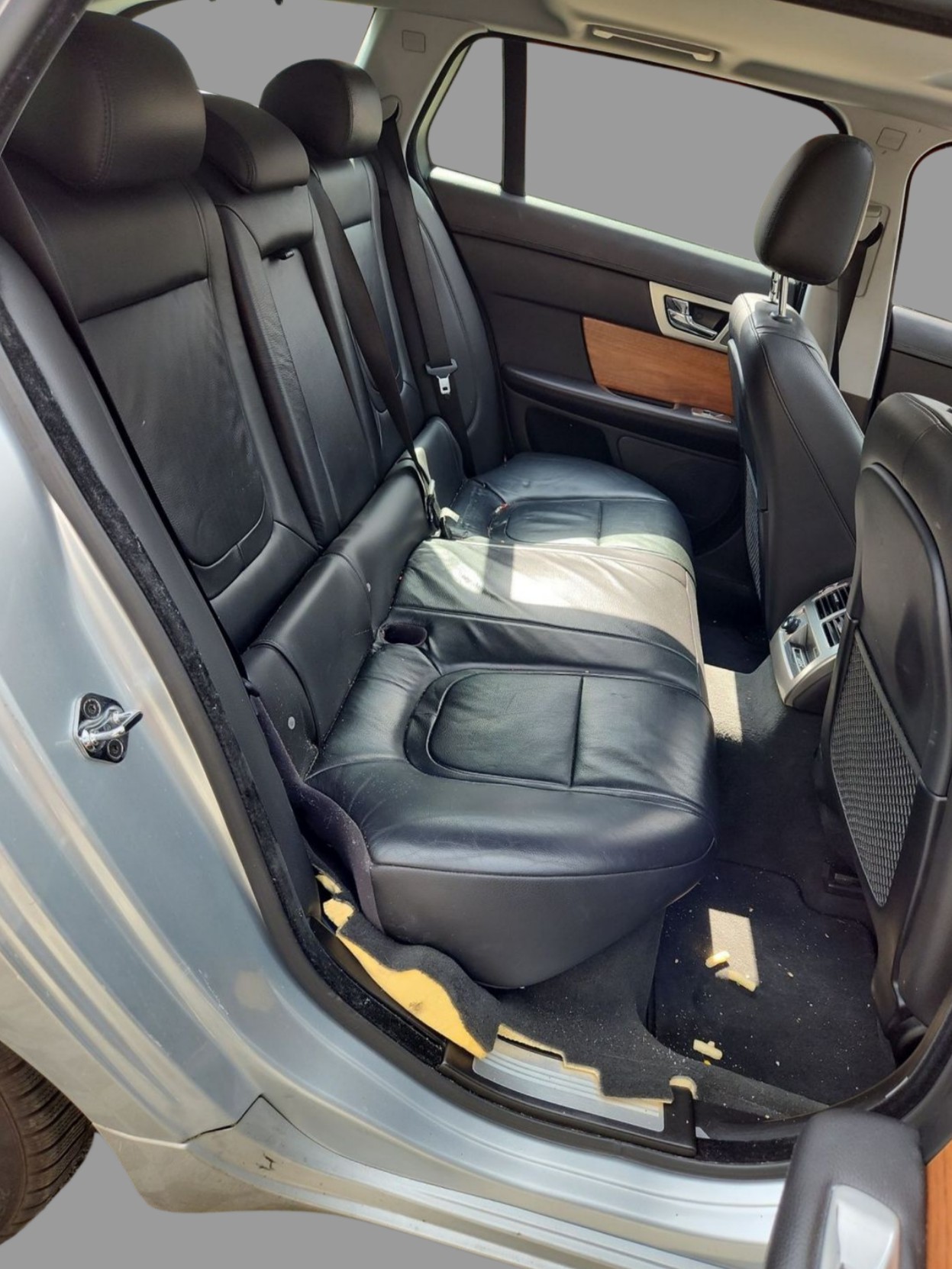 JAGUAR XF Sportbrake 2.2d Luxury-image-13