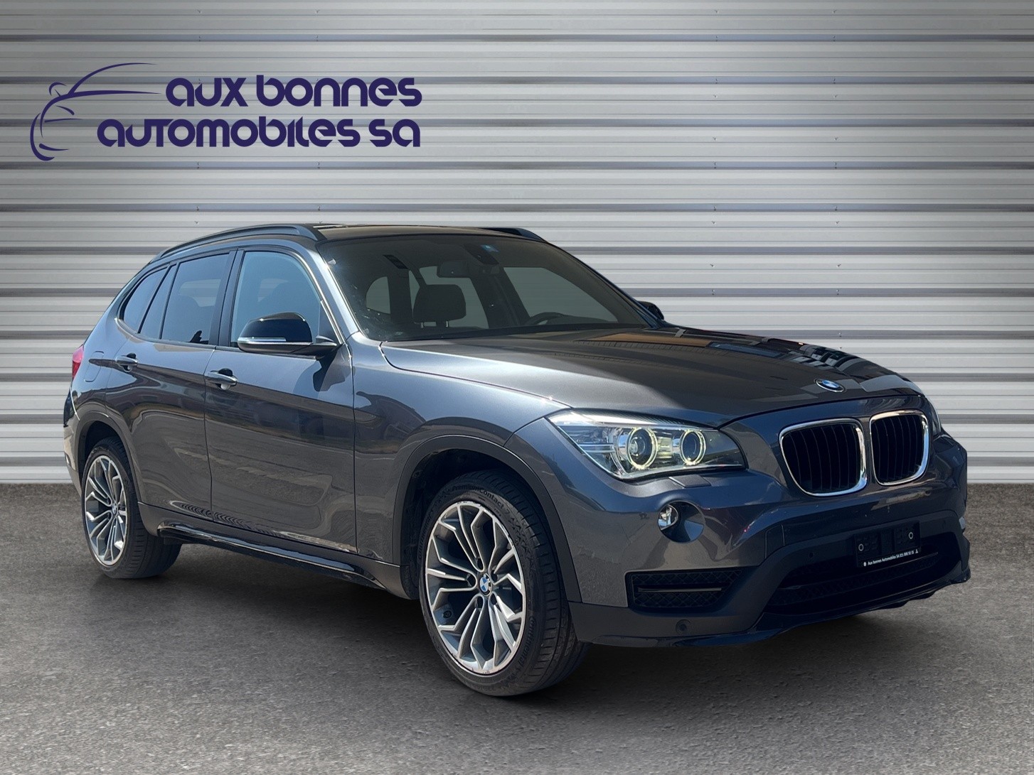 BMW X1 xDrive 28i Sport Line Steptronic-image-3
