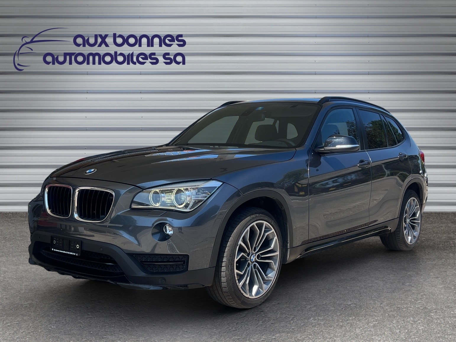 BMW X1 xDrive 28i Sport Line Steptronic-image-0