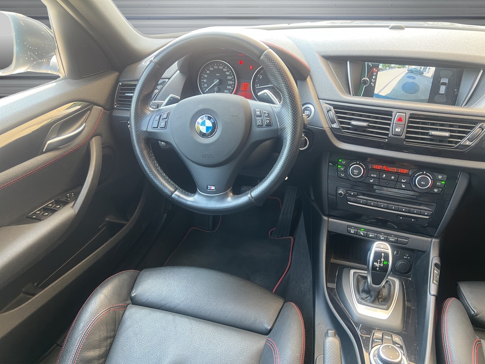 BMW X1 xDrive 28i Sport Line Steptronic-image-10