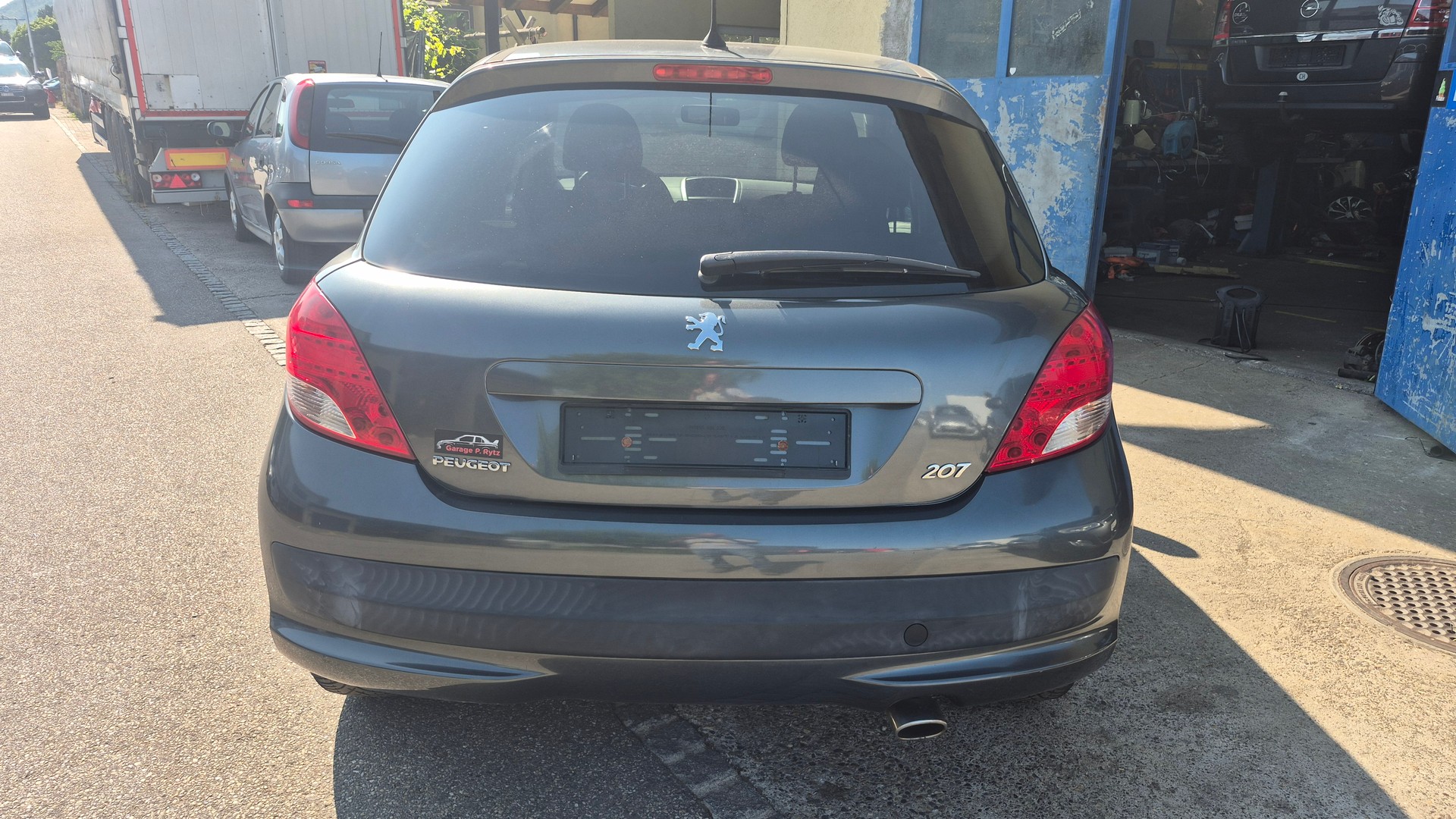 PEUGEOT 207 1.6 16V Sport-image-5