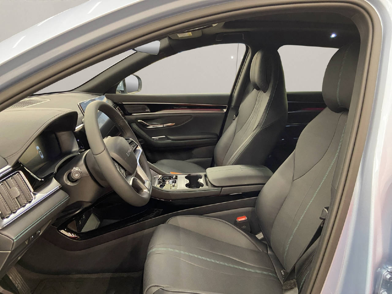 BYD Seal U DM-i Design AWD-image-4