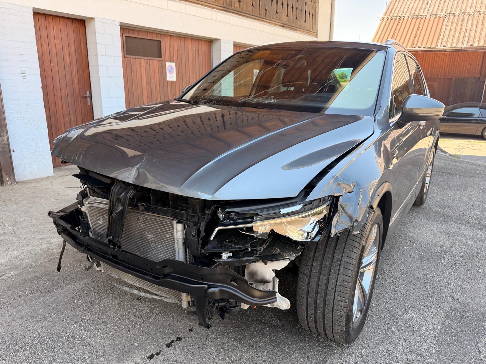 VW Tiguan 2.0TSI Highline 4Motion DSG-image-1