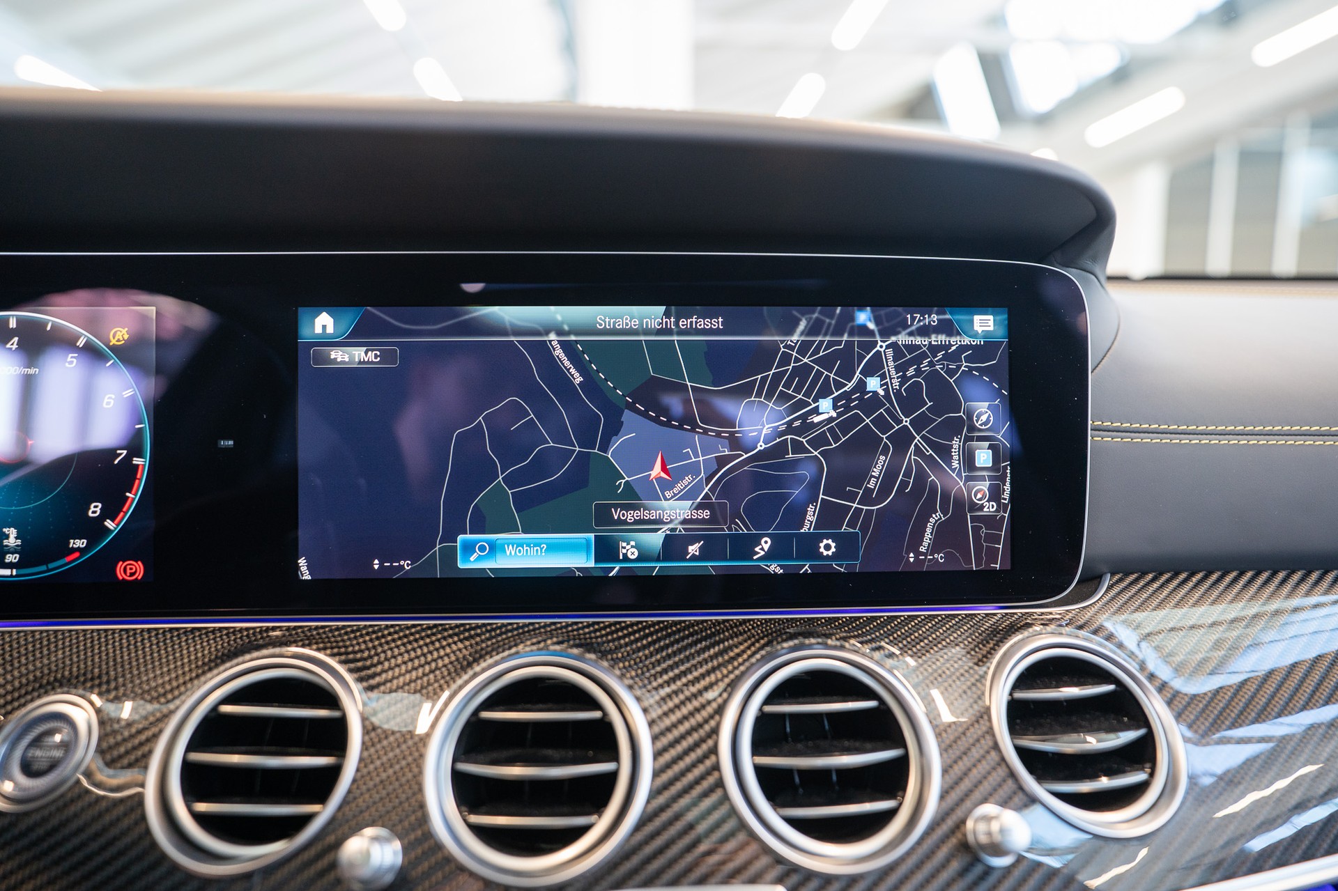 MERCEDES-BENZ E 63 S AMG 4matic+ / Panorama-Schiebedach / Head-Up Display / Burmester Sound-image-20