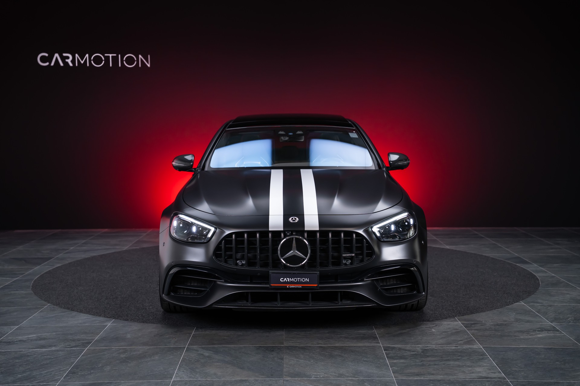 MERCEDES-BENZ E 63 S AMG 4matic+ / Final Edition 1 of 999 / Panorama-Schiebedach / Head-Up Display / Burmester-showroom-element-1