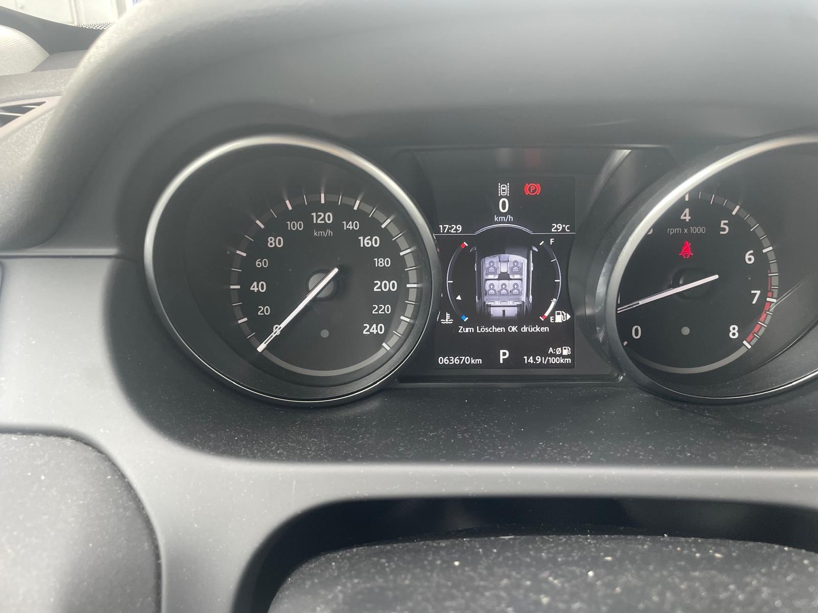 LAND ROVER Discovery Sport 2.0 Si4 HSE Advantage AT9-image-4