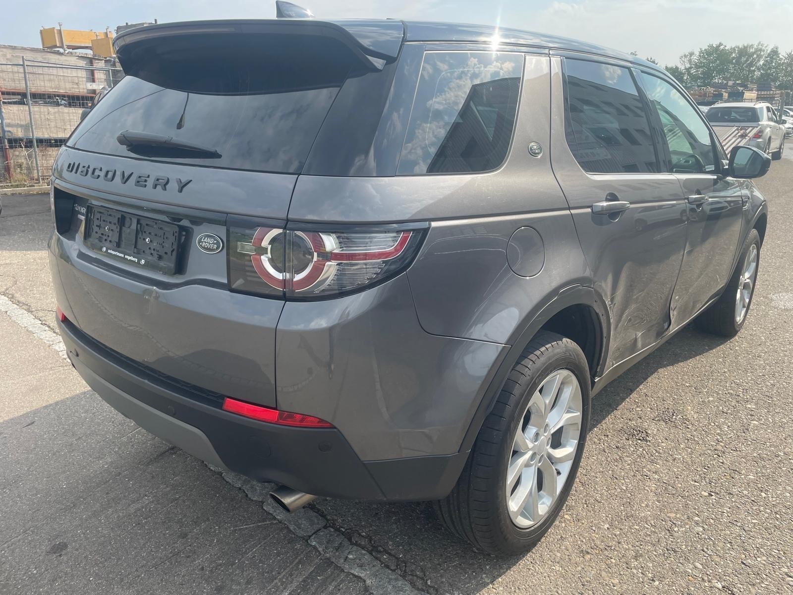 LAND ROVER Discovery Sport 2.0 Si4 HSE Advantage AT9-image-7