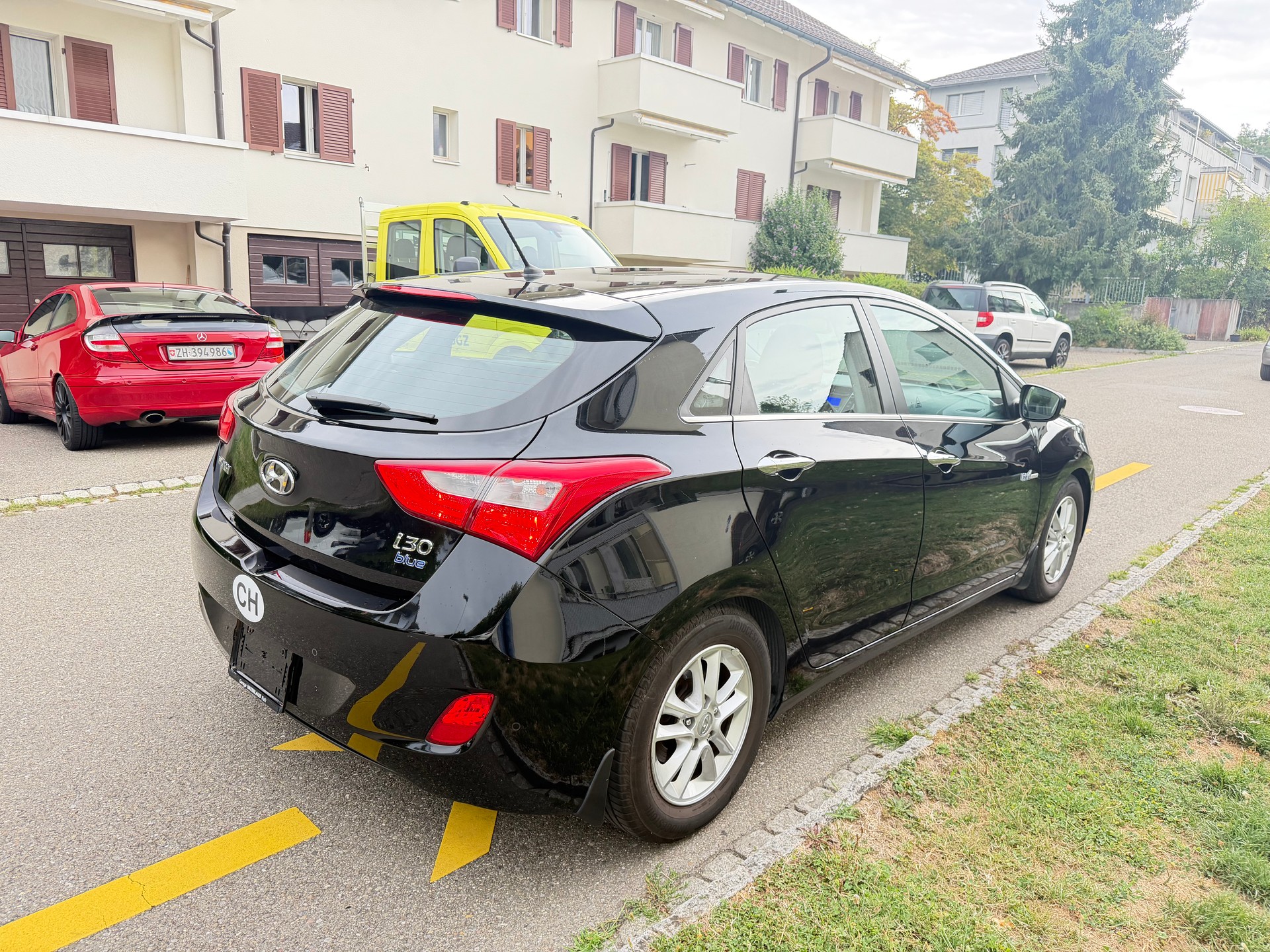 HYUNDAI i30 1.6 CRDi Premium/ FRISCH AB MFK & SERVICE-image-6