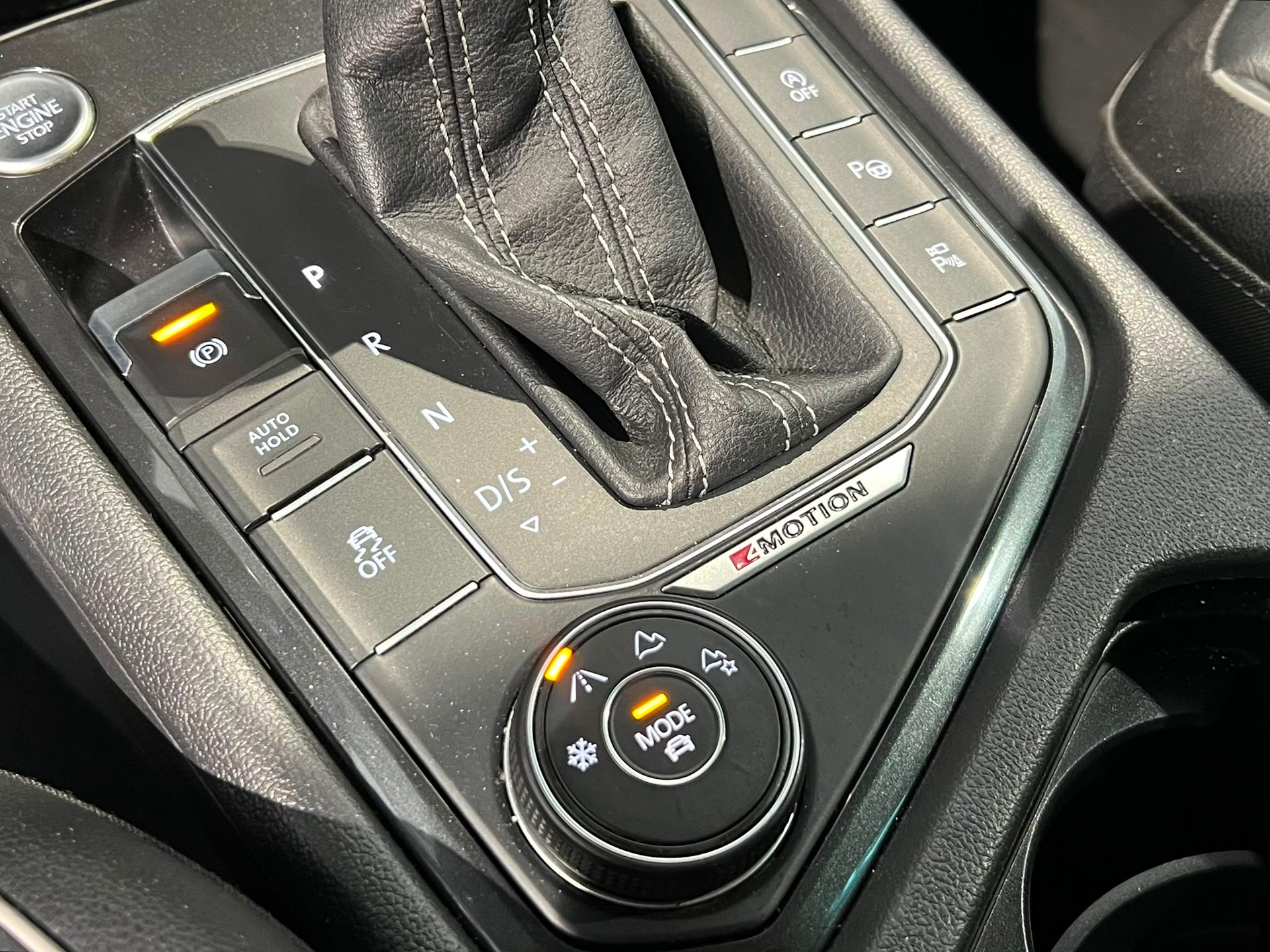 VW Tiguan R-Line 2.0TSI Highline 4Motion DSG-image-13