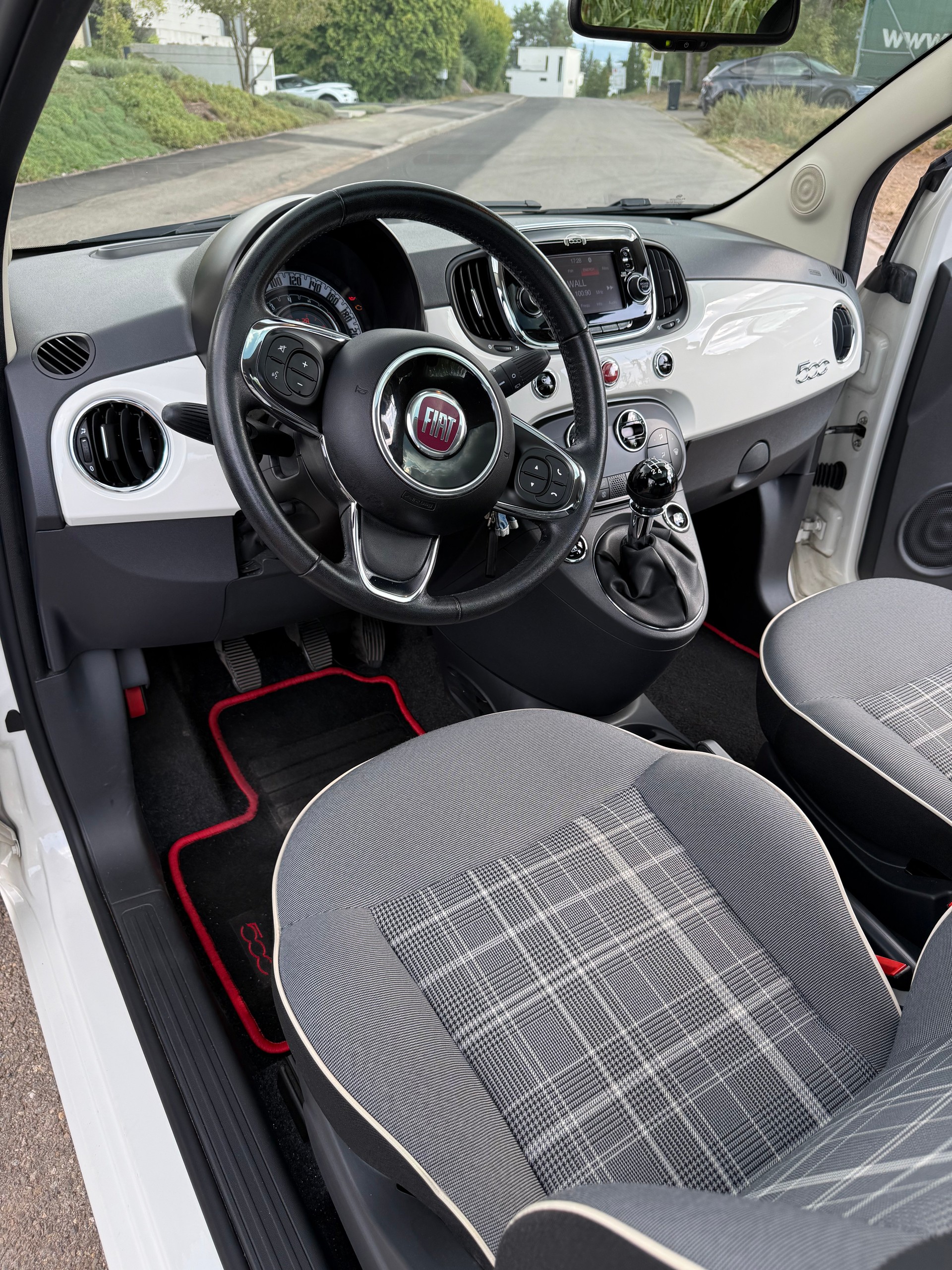 FIAT 1.2 Lounge-image-4