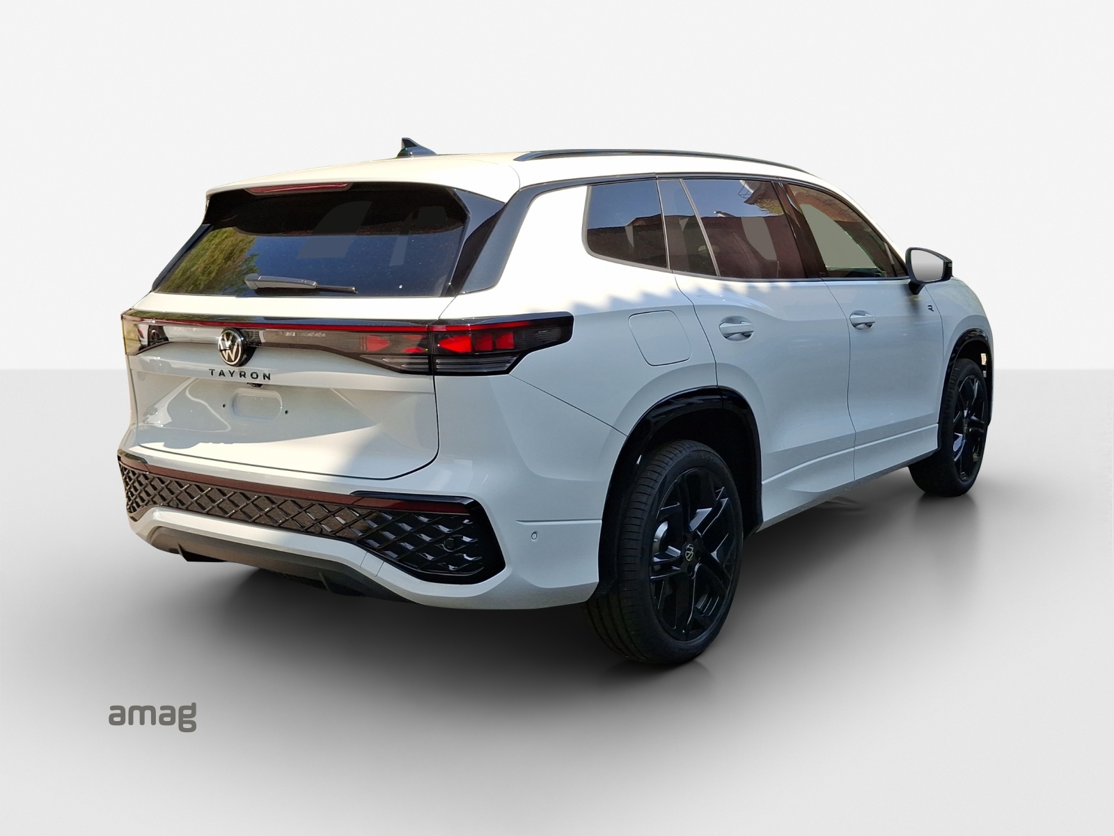 VW Tayron 2.0 TSI R-Line DSG 4Motion-image-4