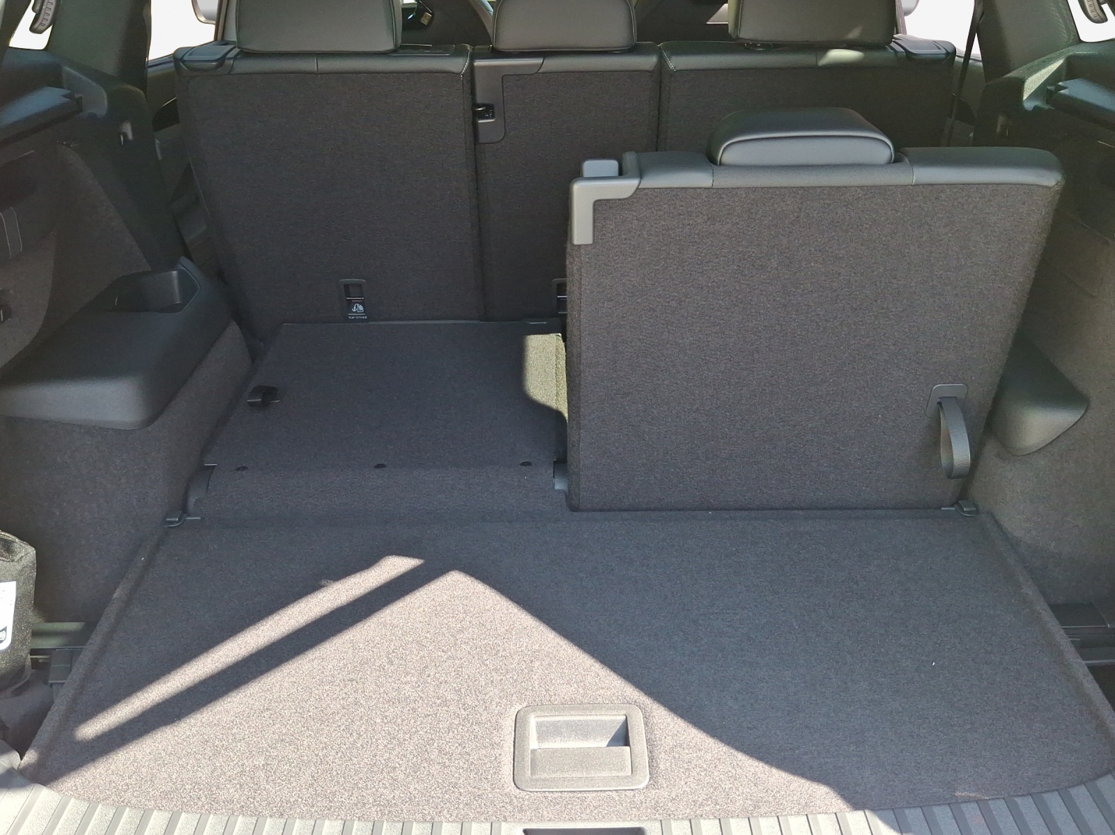 VW Tayron 2.0 TSI R-Line DSG 4Motion-image-12