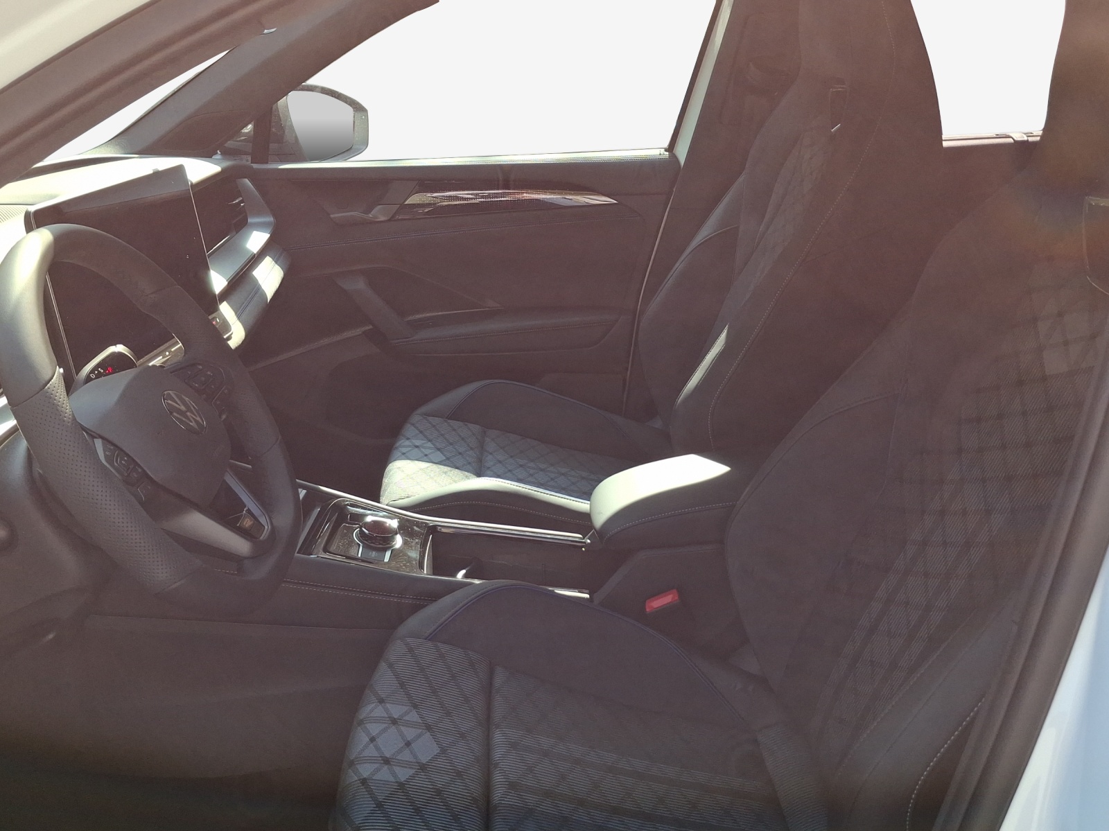 VW Tayron 2.0 TSI R-Line DSG 4Motion-image-7