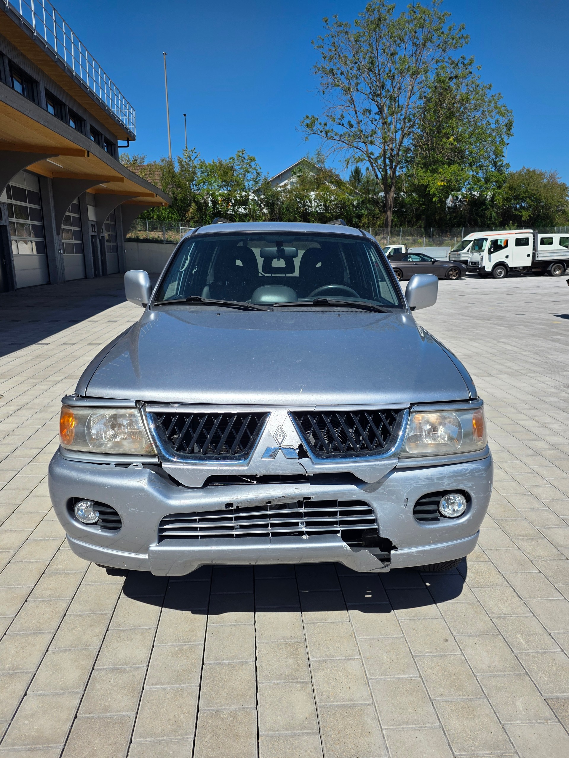 MITSUBISHI Pajero Sport 3.0 V6 Dakar-image-1