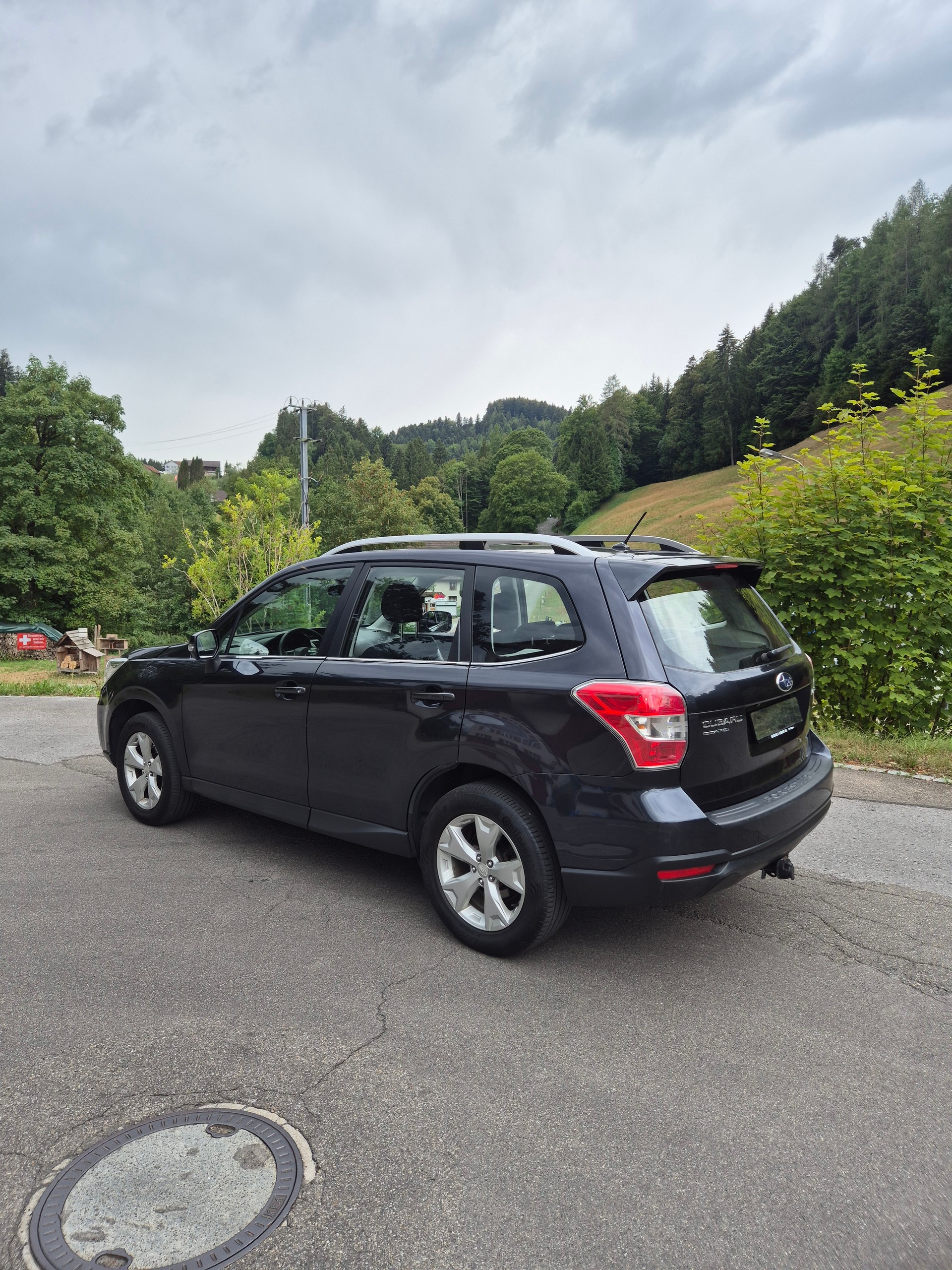 SUBARU Forester 2.0i Swiss Lineartronic-image-4