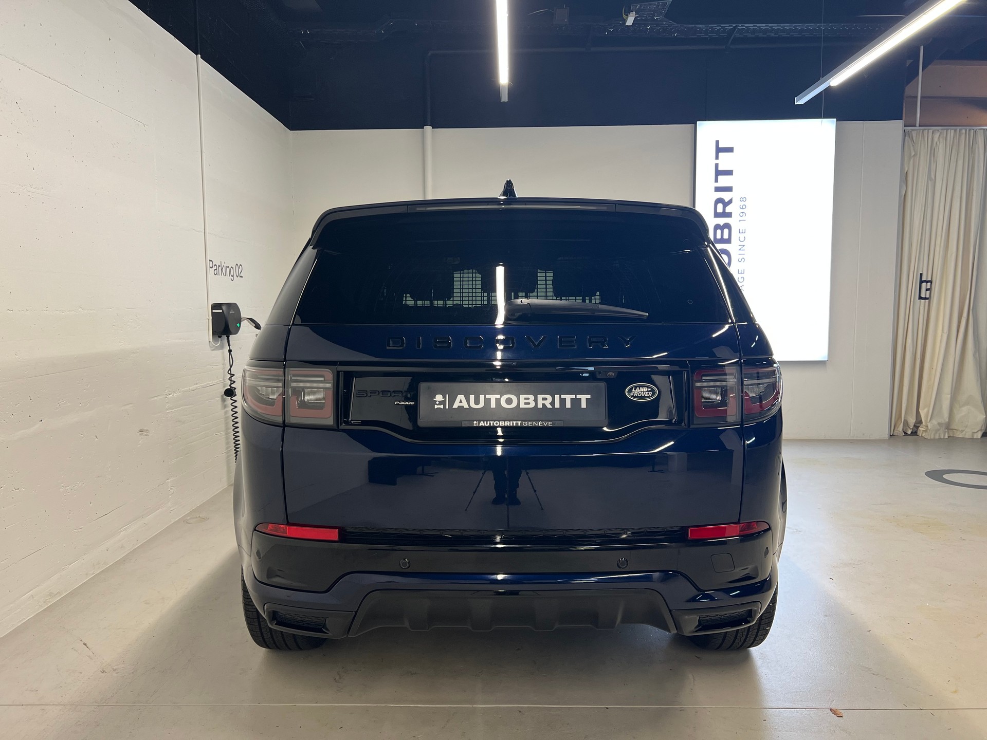 LAND ROVER Discovery Sport 1.5 T 300e R-Dynamic HSE-image-8