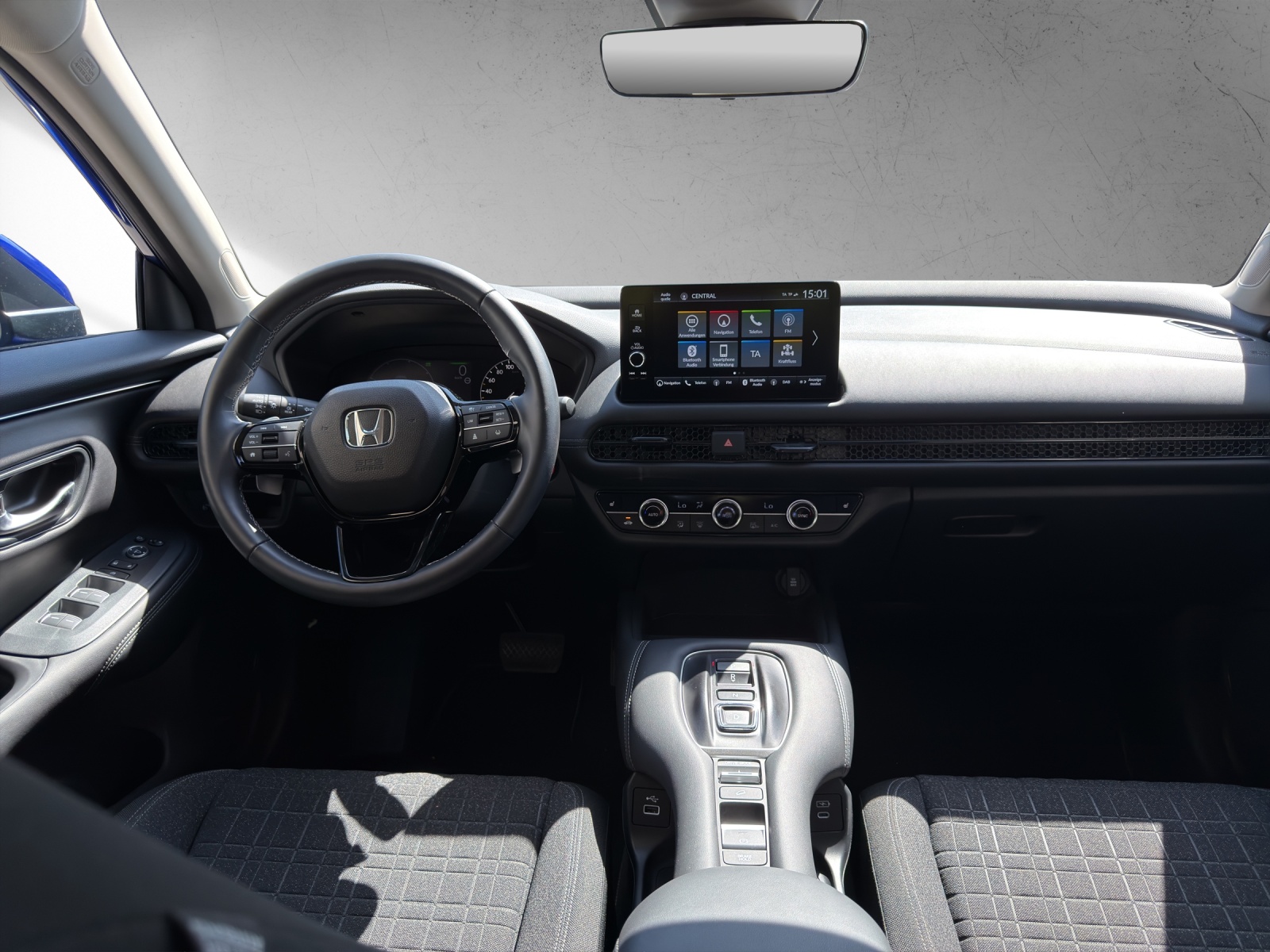 HONDA ZR-V 2.0i MMD Hybrid Elegance Automatic-image-7